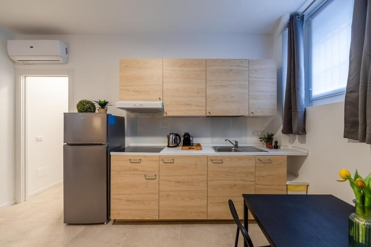 Authentic Private Flat 2 Min From Navigli