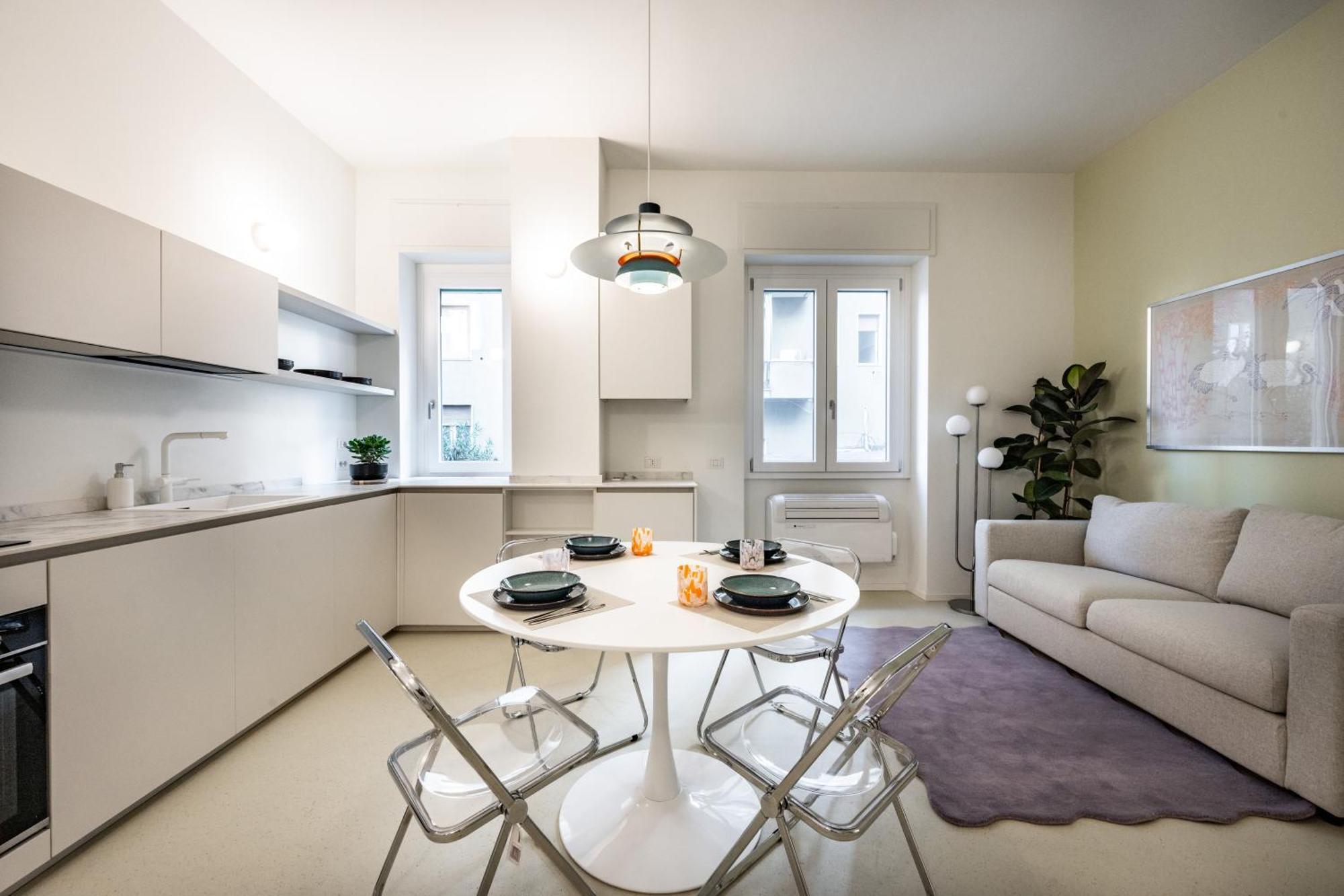 Appartamento Design And Silence - Wide Renovated 2 Stops Form Milano