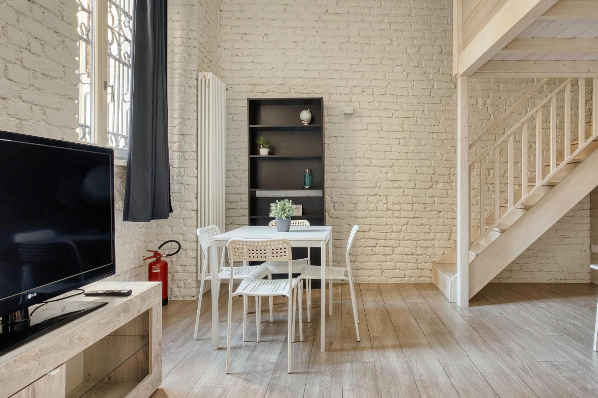 Modern Loft Near Bosco Verticale * Milan