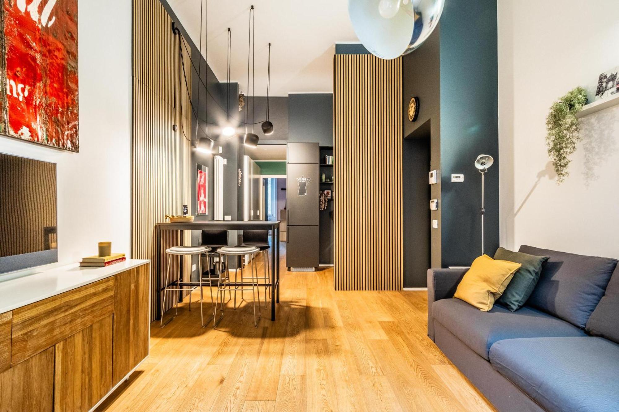 Apartment Goldoni House - Duomo 2 K M - Porta Venezia - Linate