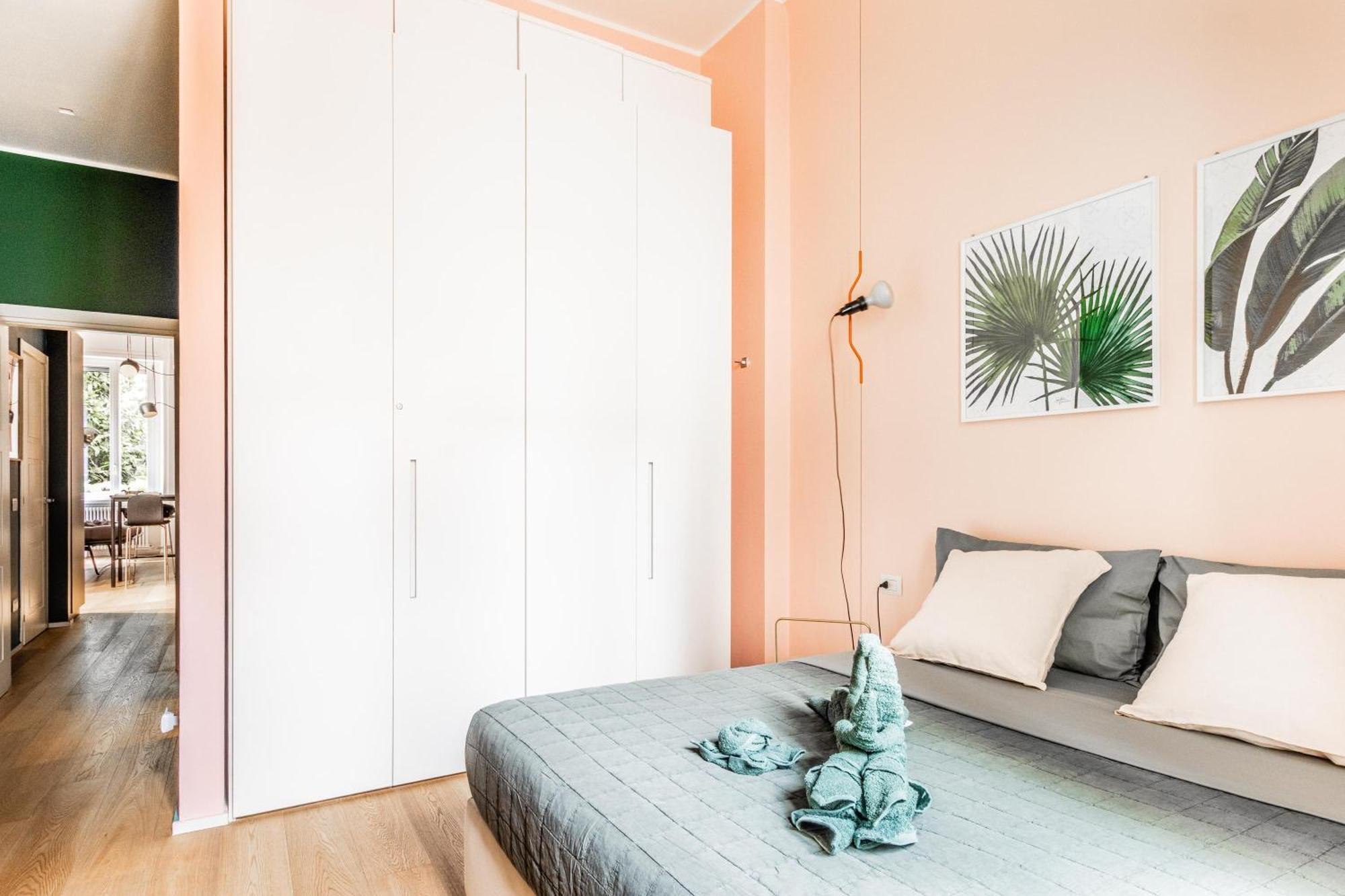 Apartment Goldoni House - Duomo 2 K M - Porta Venezia - Linate *