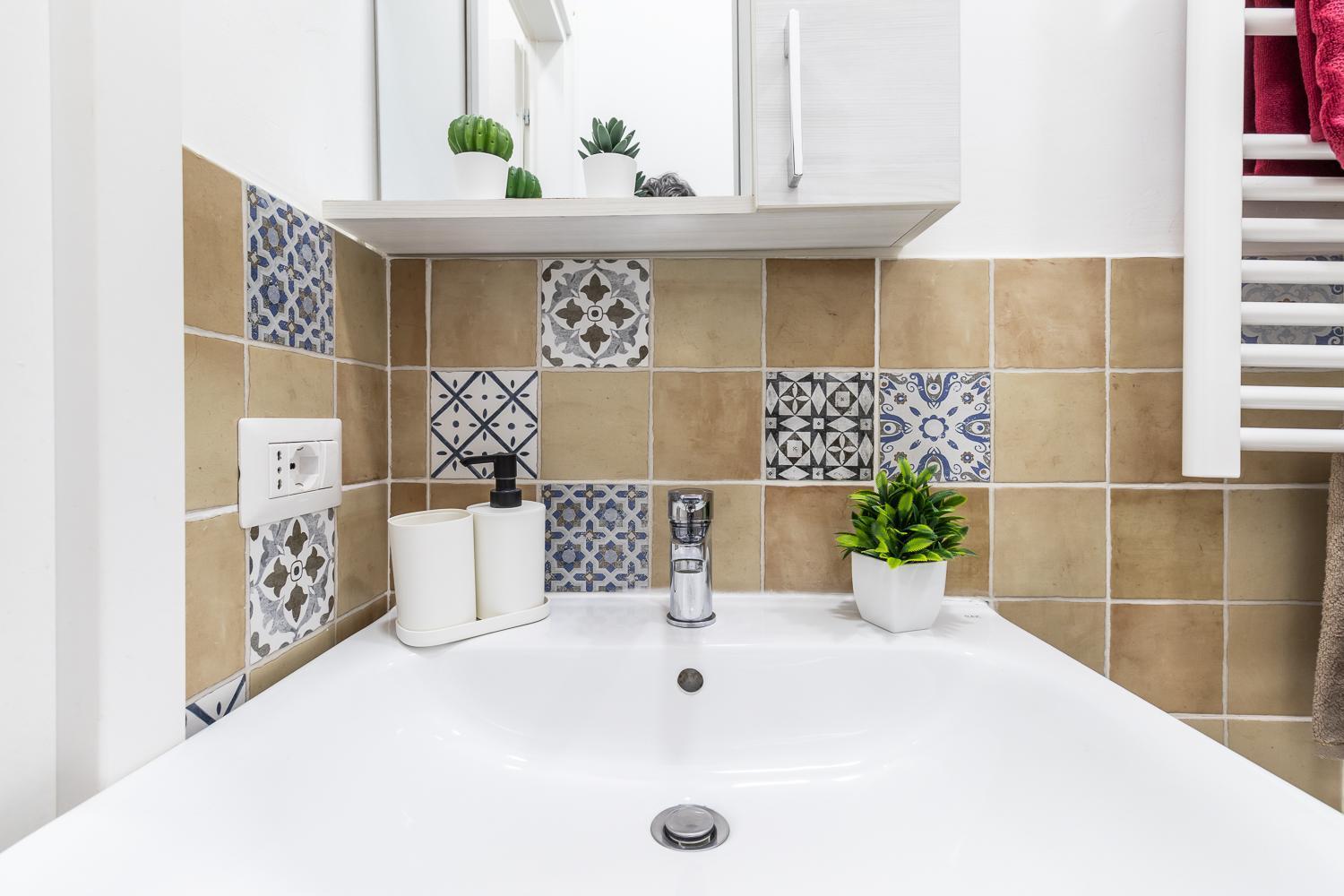- Parking Nearby And Free Wifi Apartment Milan