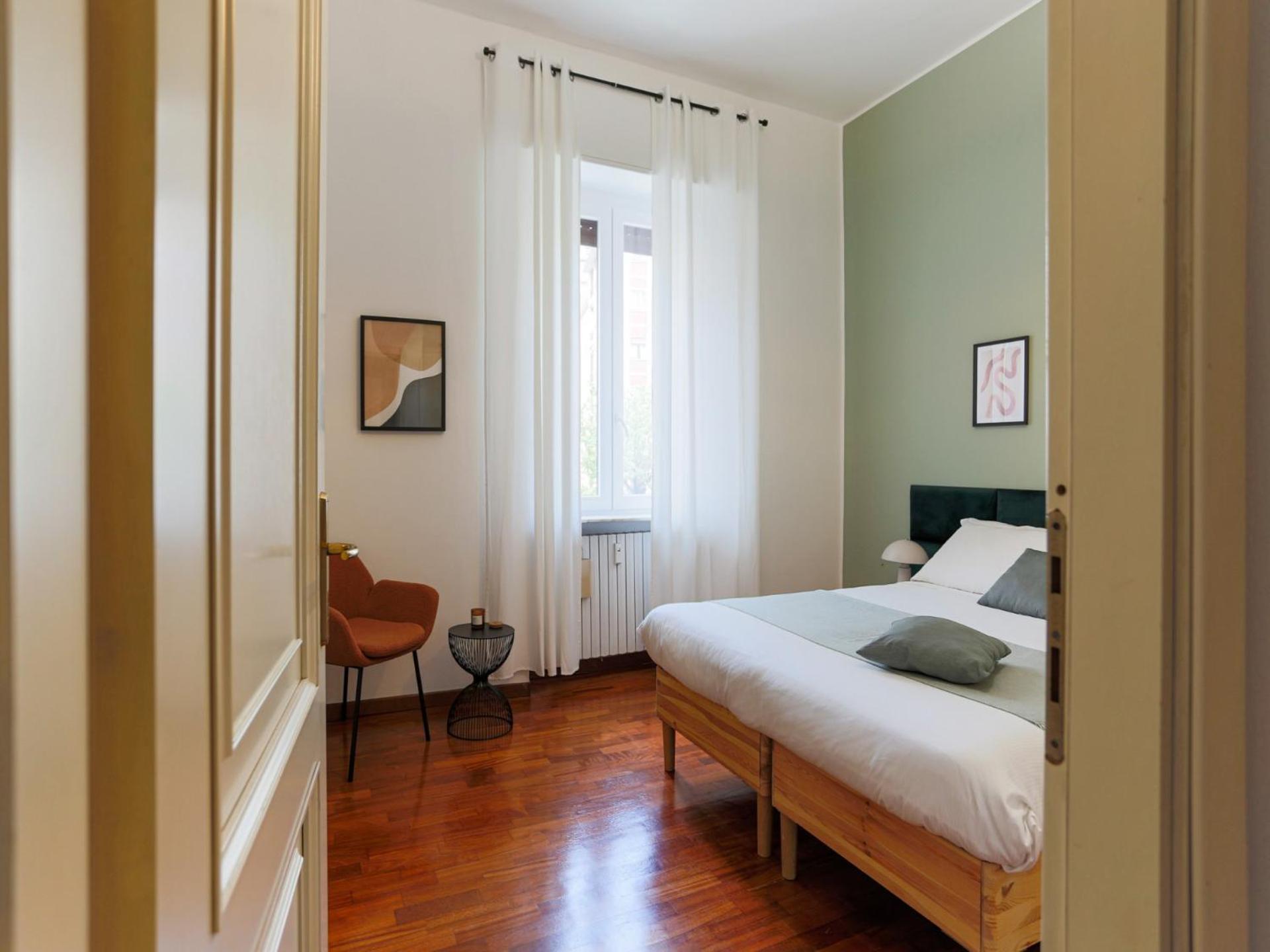 The Rent - Modern Two-bedroom In Porta Romana Milão