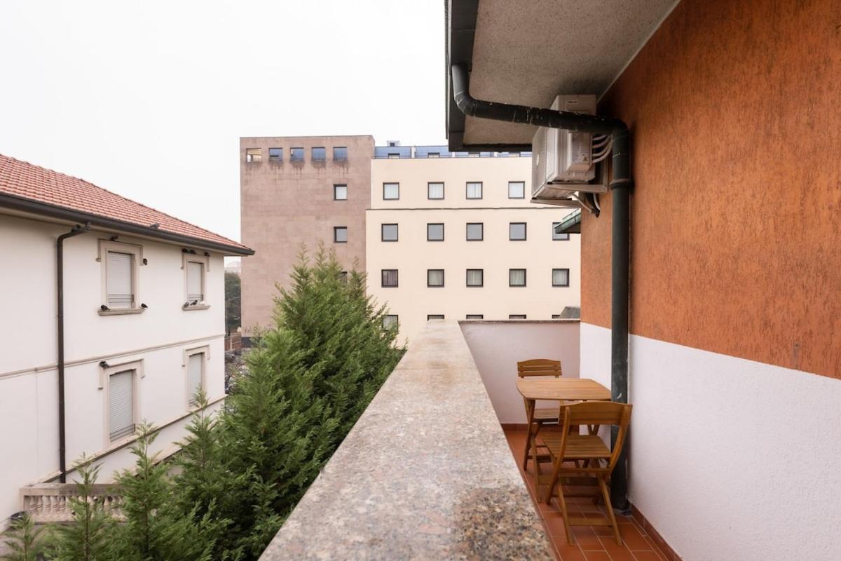 Apartment Beautiful 1 Bedroom Fiera Area - Mirable Pm