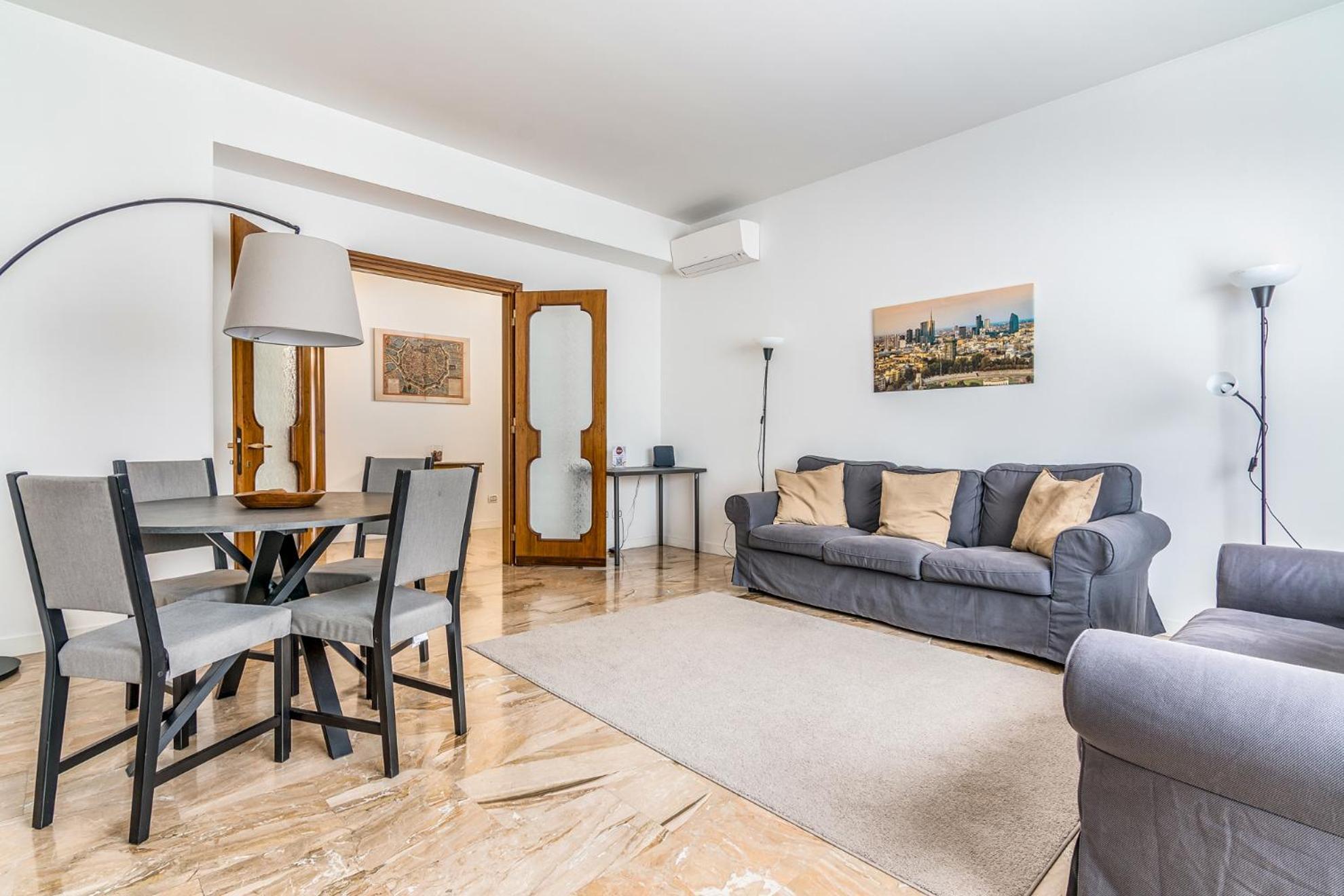 - Brand New 4 Pax Life & The Giulio Cesare 5 Apartment