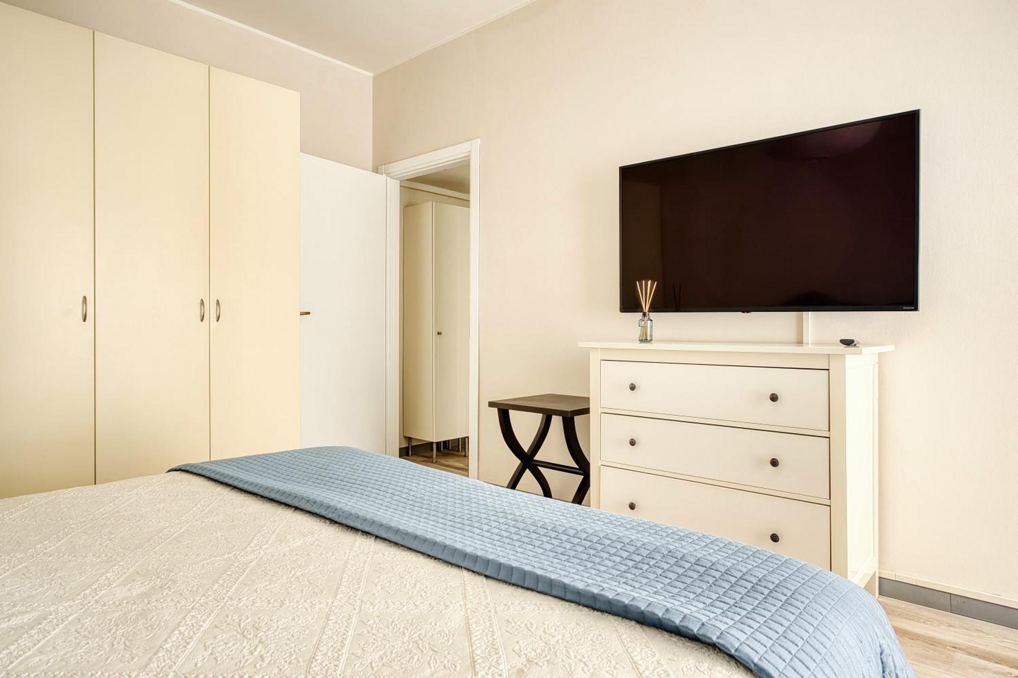Apartment Elegant One-bedroom In Porta Romana Milan