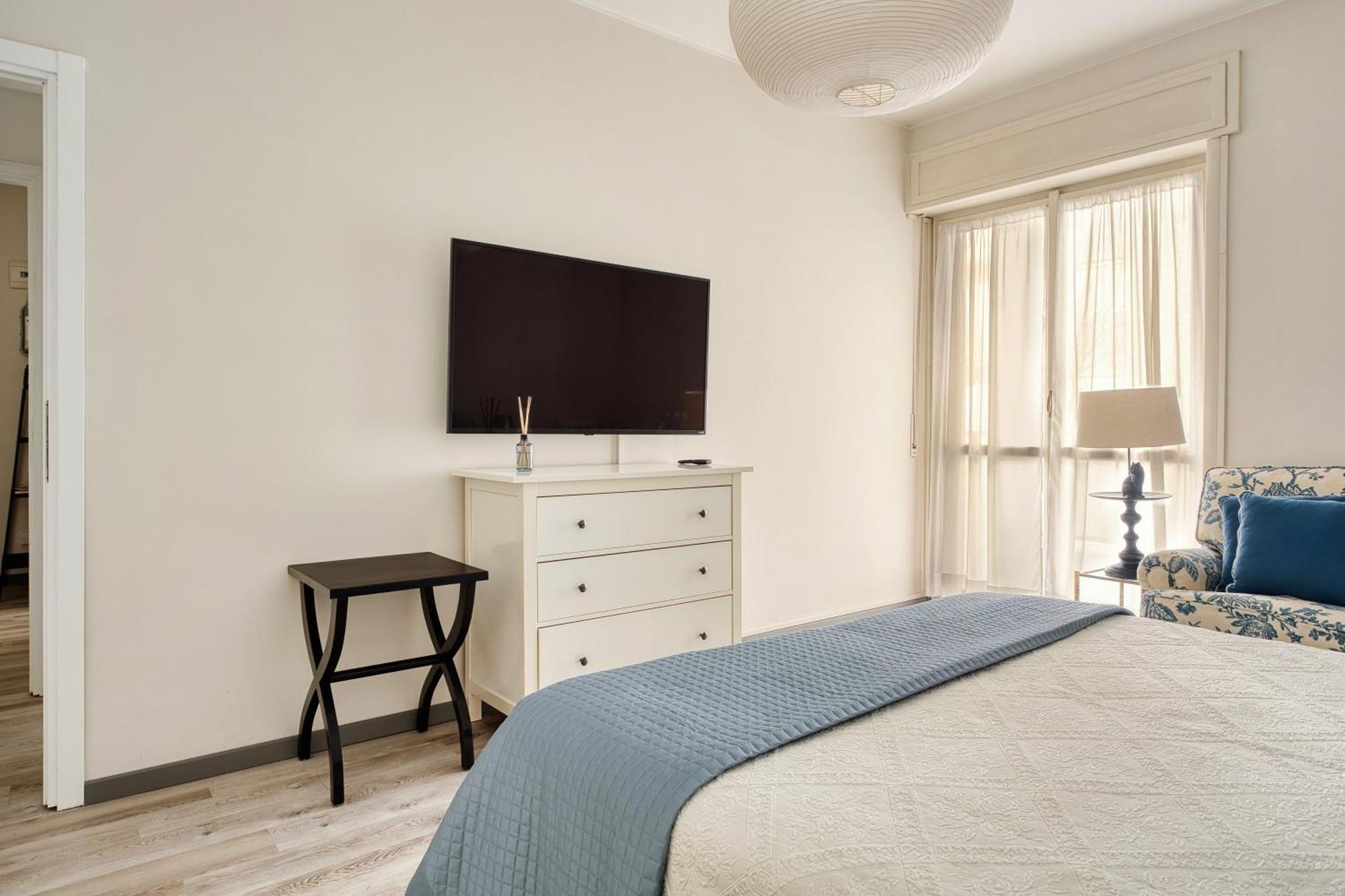 Apartment Elegant One-bedroom In Porta Romana Milan