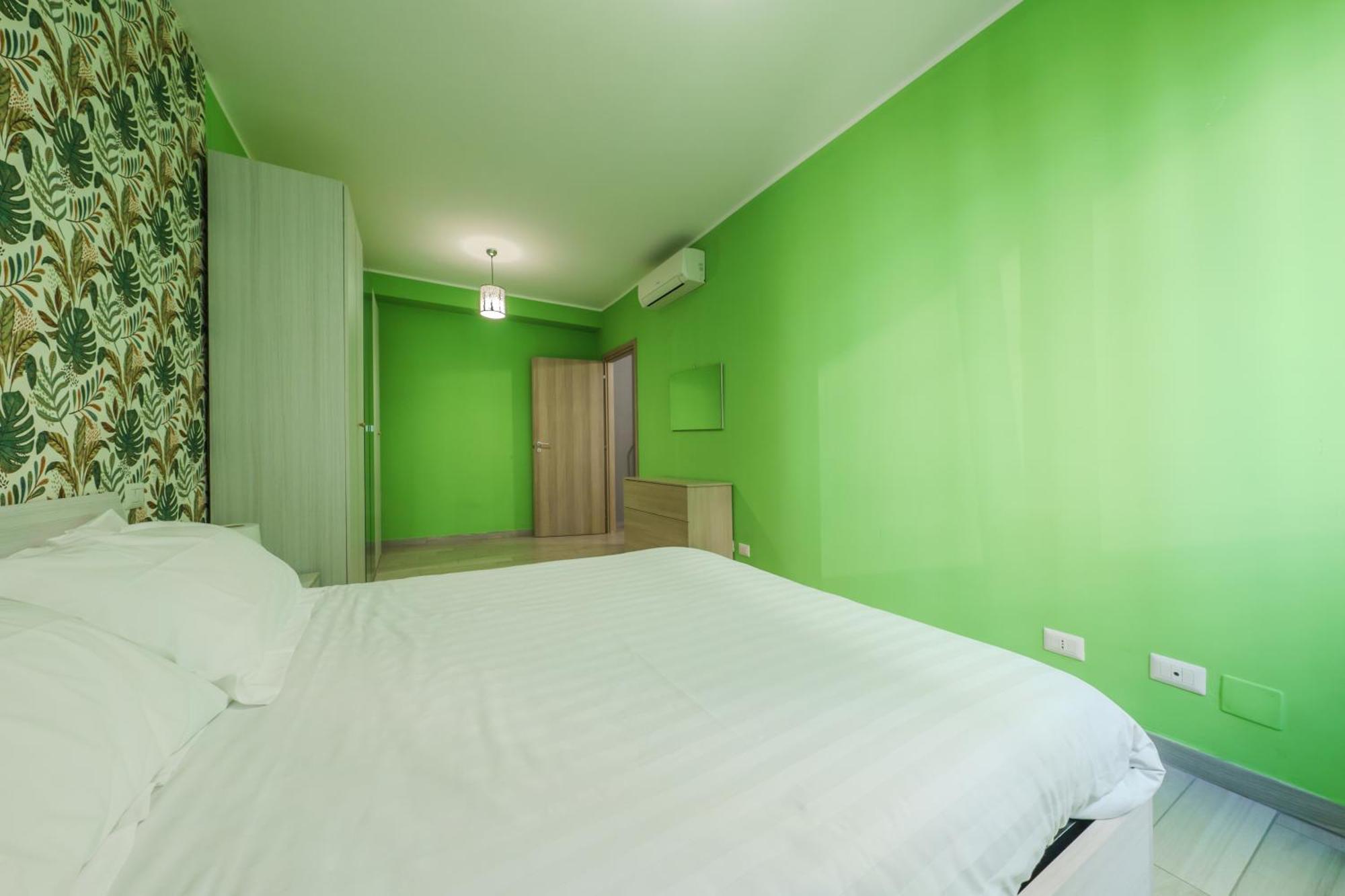 Apartment Michele Flat - Parcheggio - 10 Min Da Centro Milan