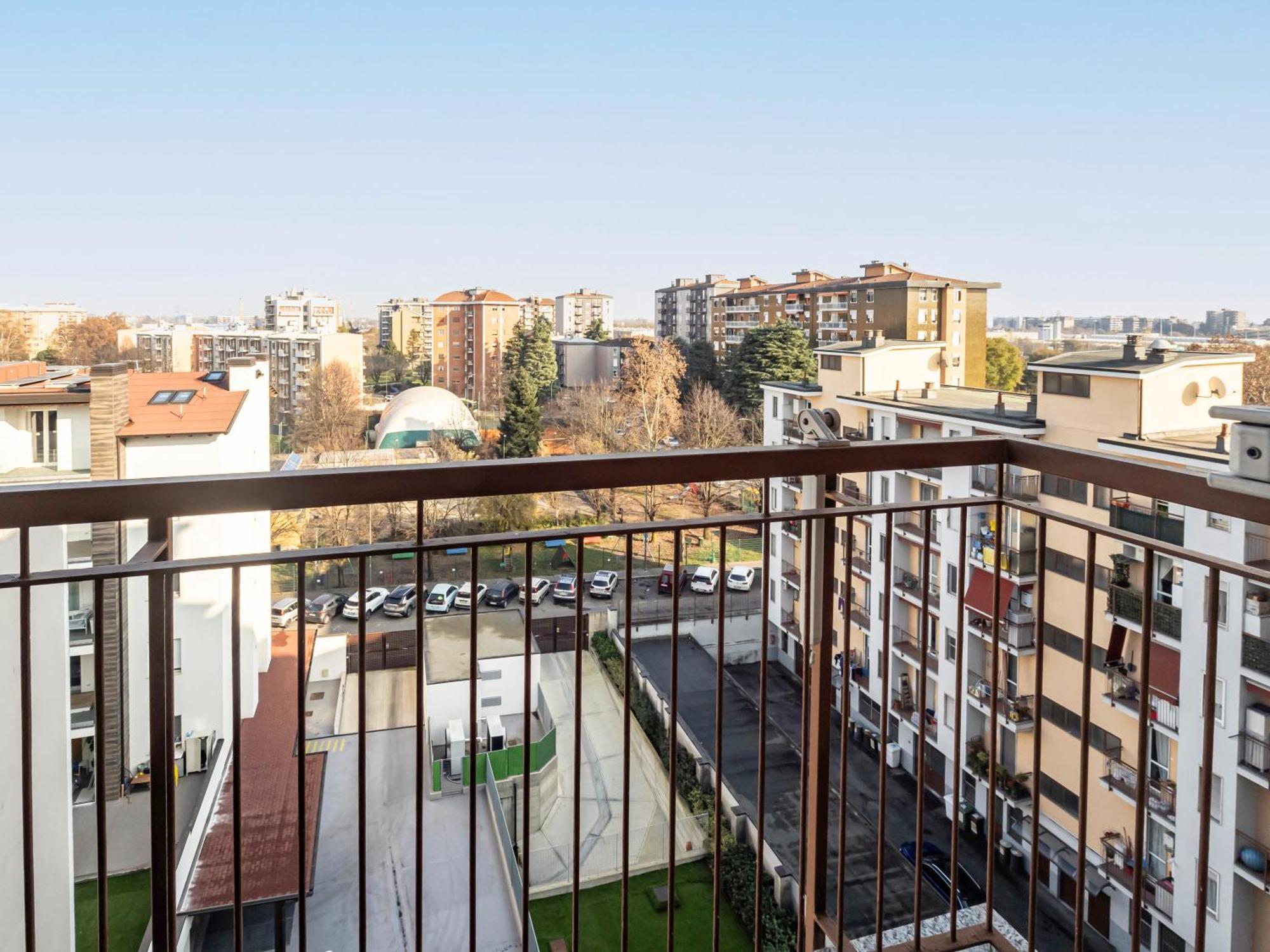 Rogoredo Balcony Apartment Milan