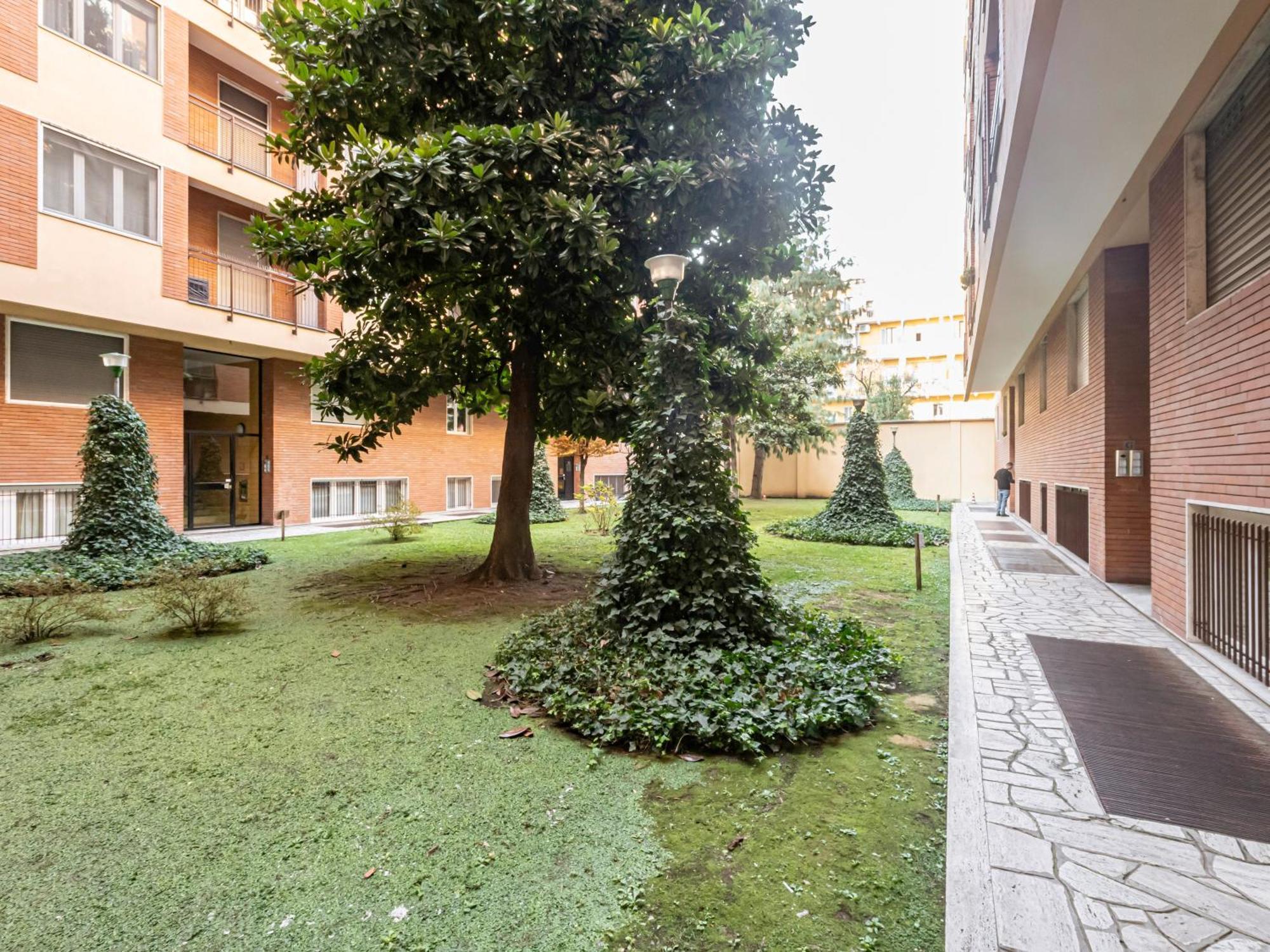 Rogoredo Balcony Apartment *