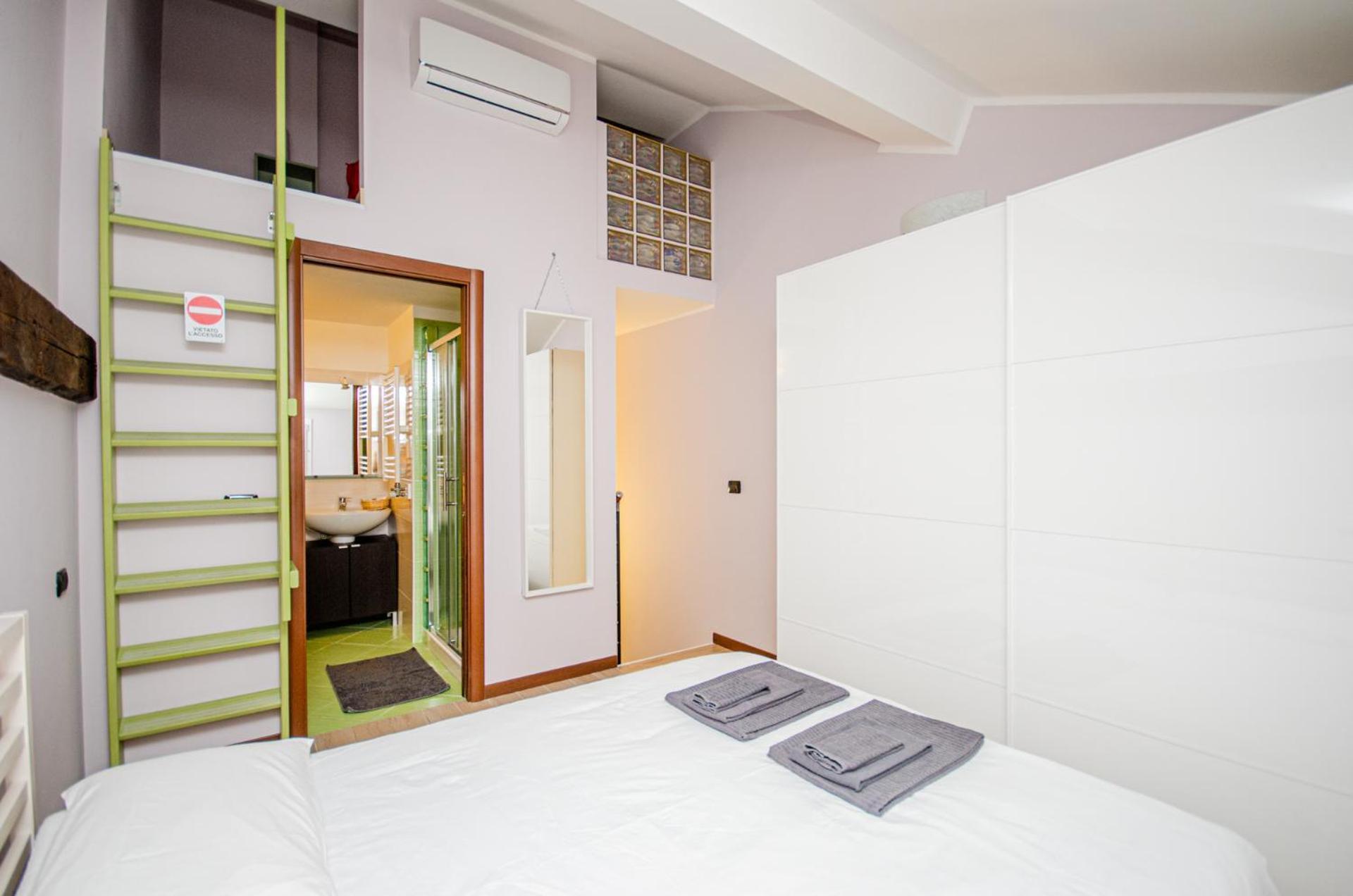 Pasteur Flat Milan