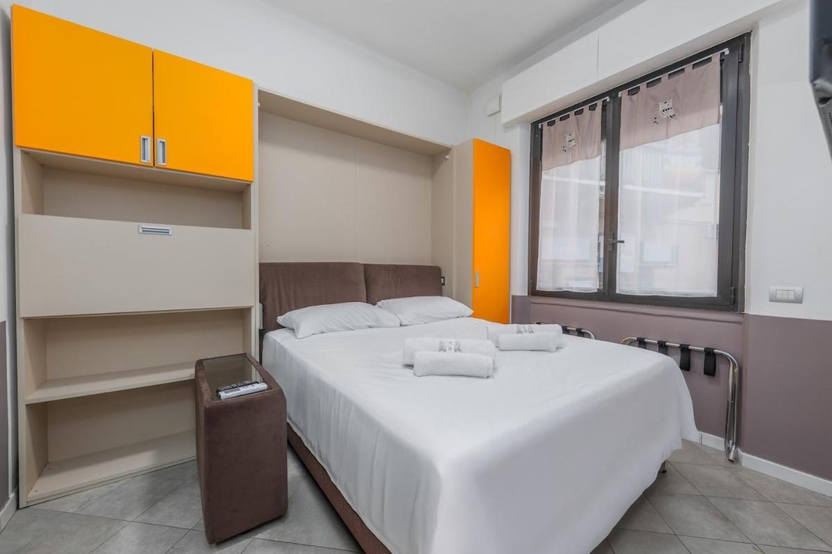 5 Min To Metro - Independent - Quiet - Privacy * Milan