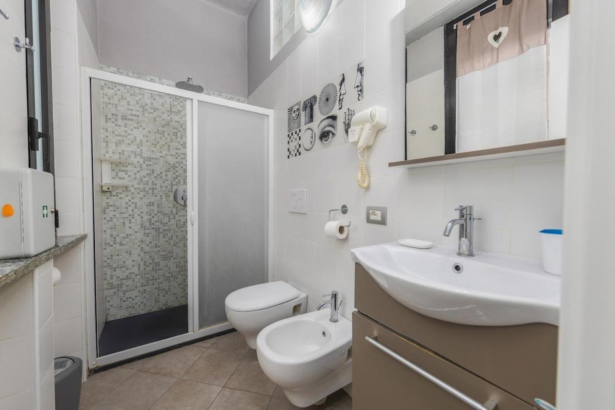 Apartment 5 Min To Metro - Independent - Quiet - Privacy *