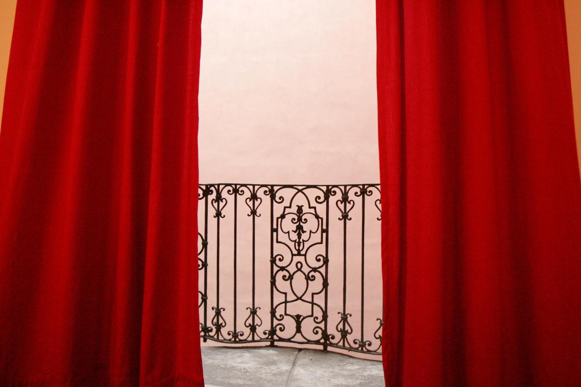 Casa - And - Vintage Vibes, Balcony Apartment *