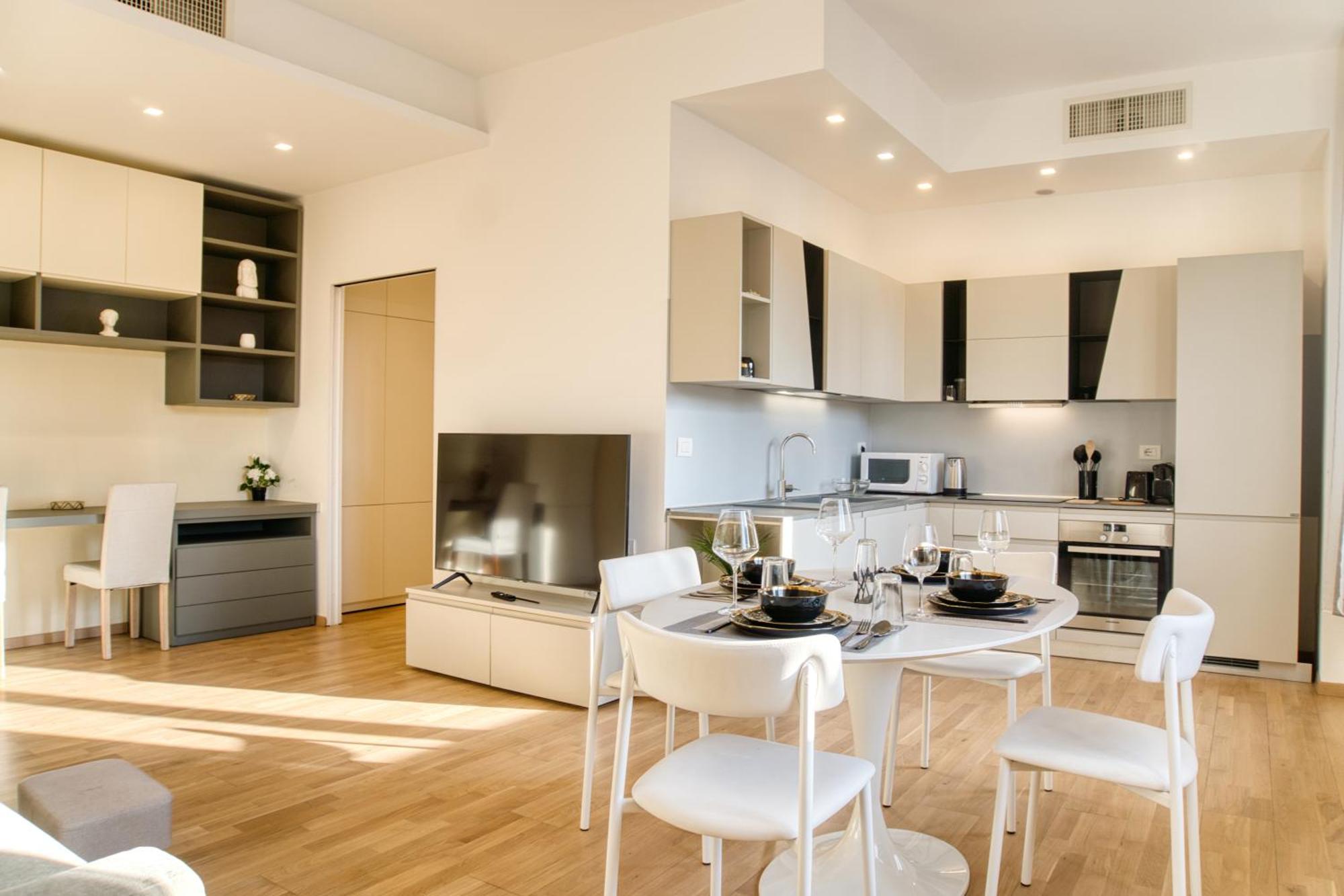 Corso Vittorio Emanuele Grandsuite - Position In Next To Duomo Apartment