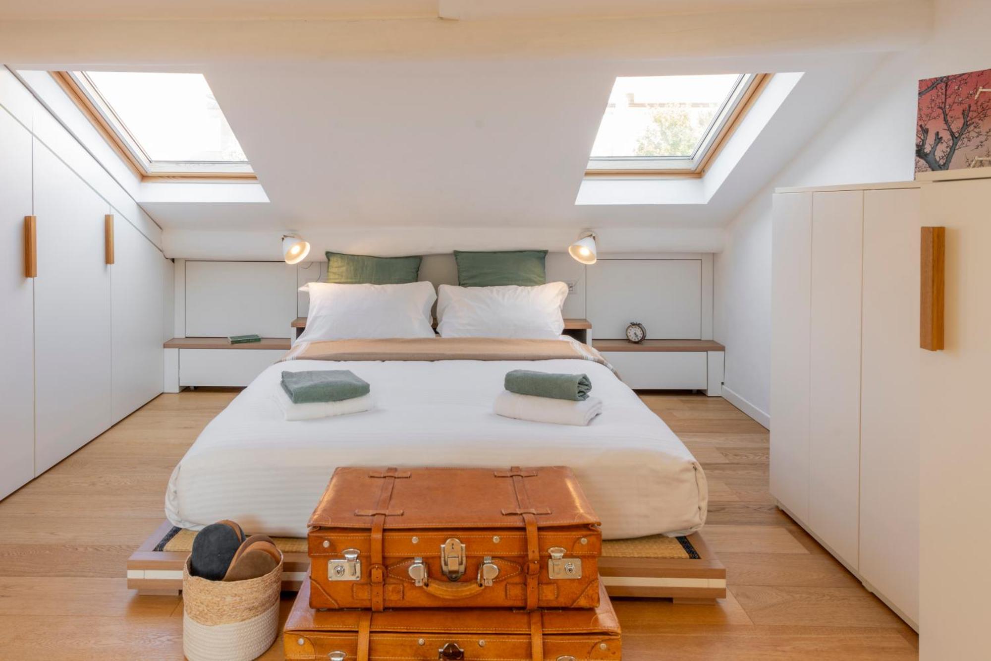 Bright Penthouse Attic In The Heart Of Milan