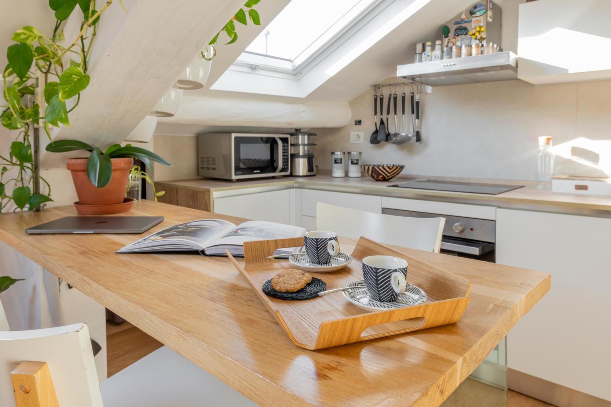 Apartment Bright Penthouse Attic In The Heart Of Milan