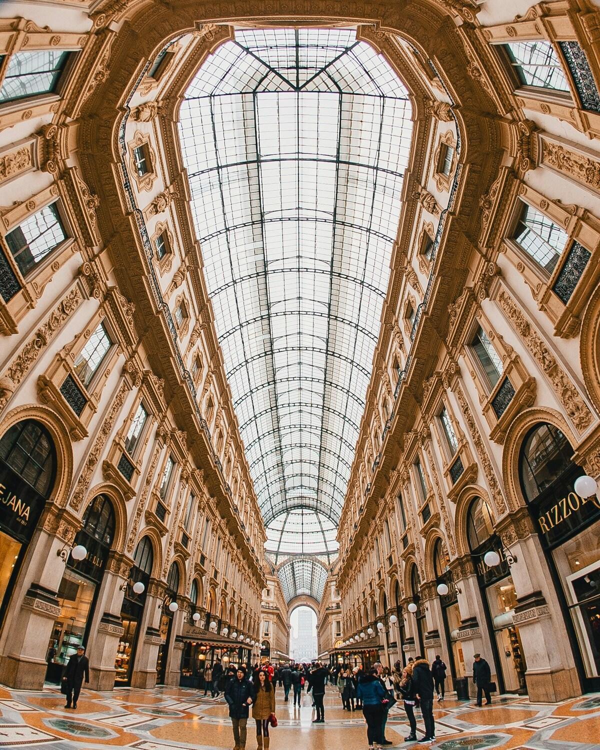 Littlesuitebande * Milan