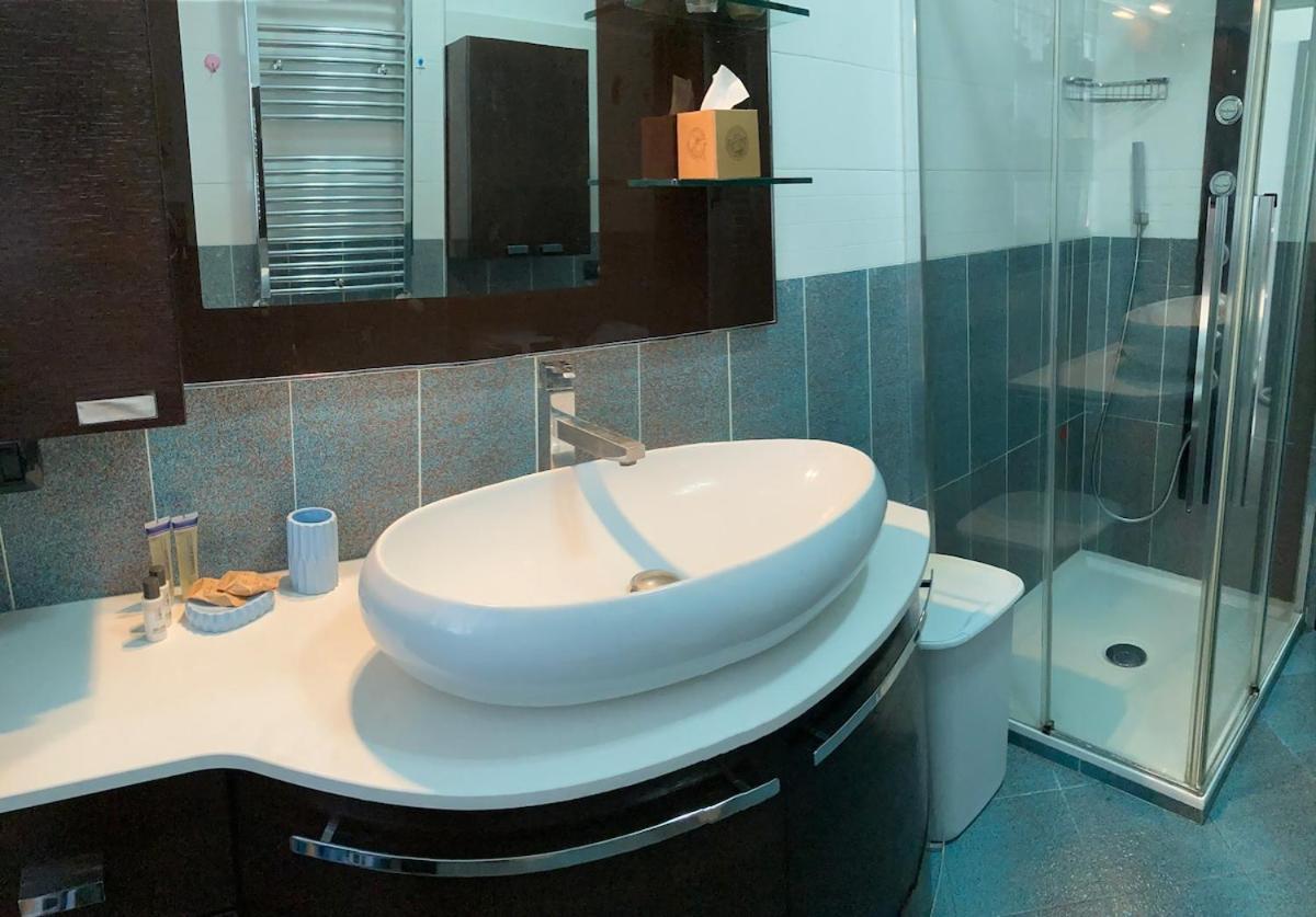 Apartment Msg Business