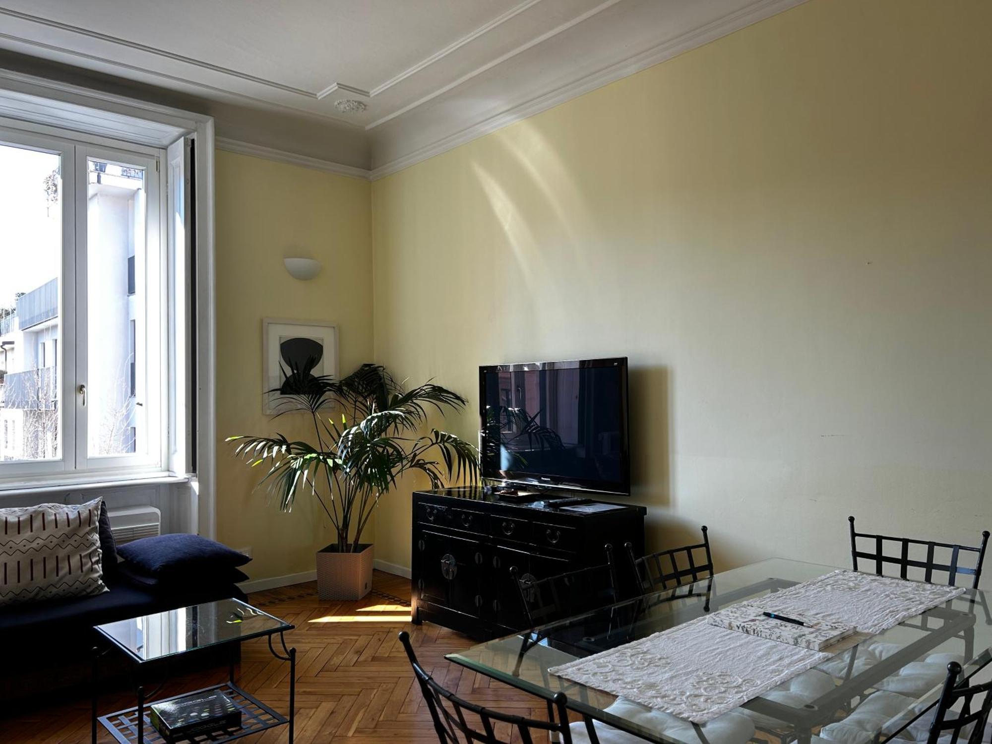 Apartamento Sant'ambrogio With Charme