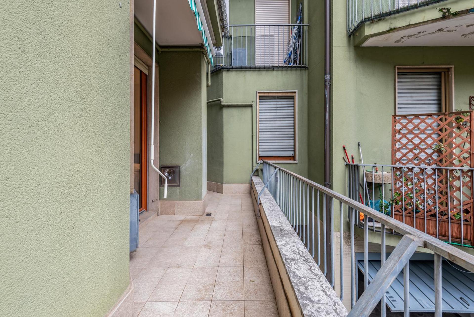 Apartment Via Carracci 6 2 Pax Wi-fi