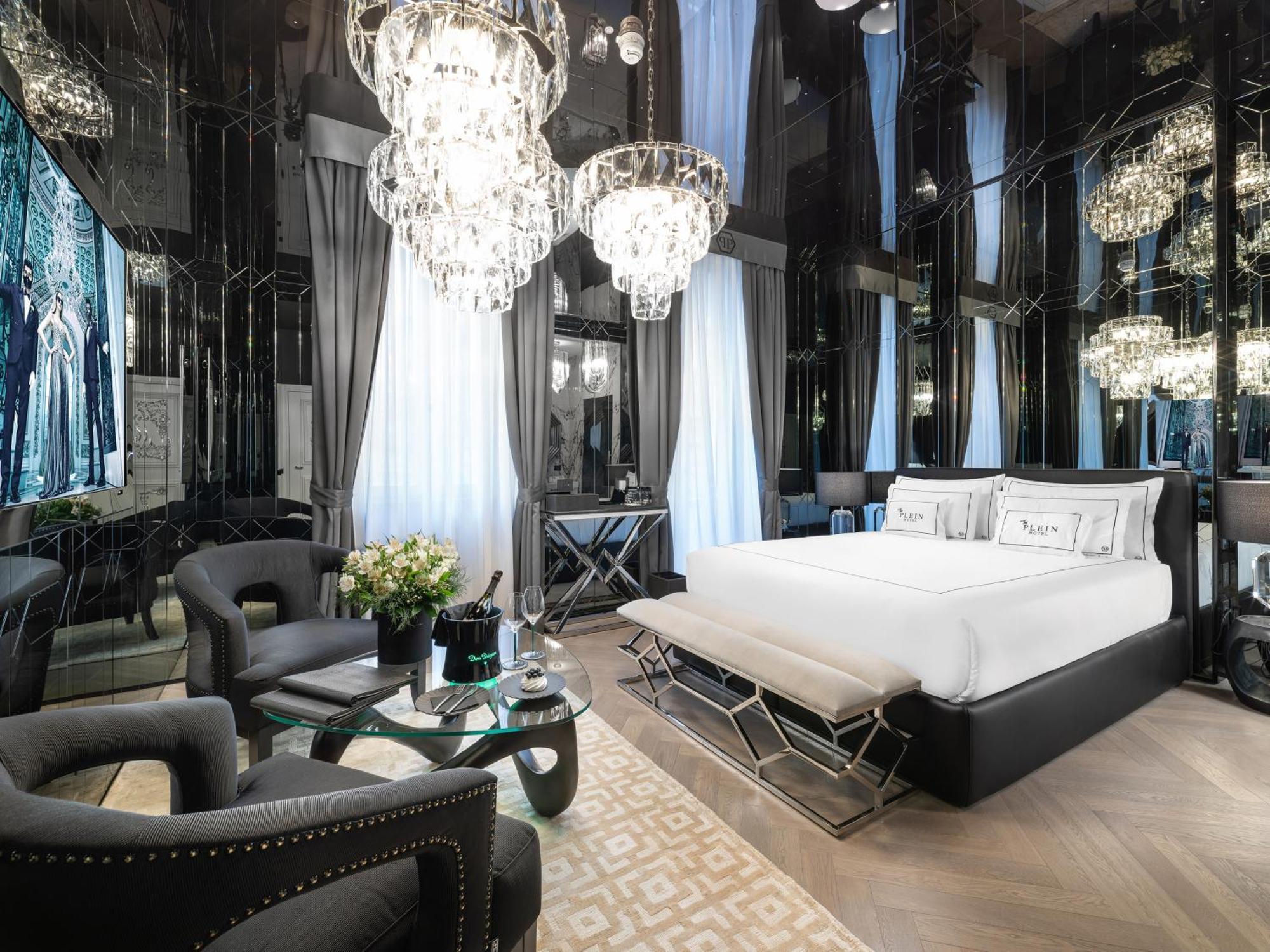 Hotel The Plein - Small Luxury Of The World 5*