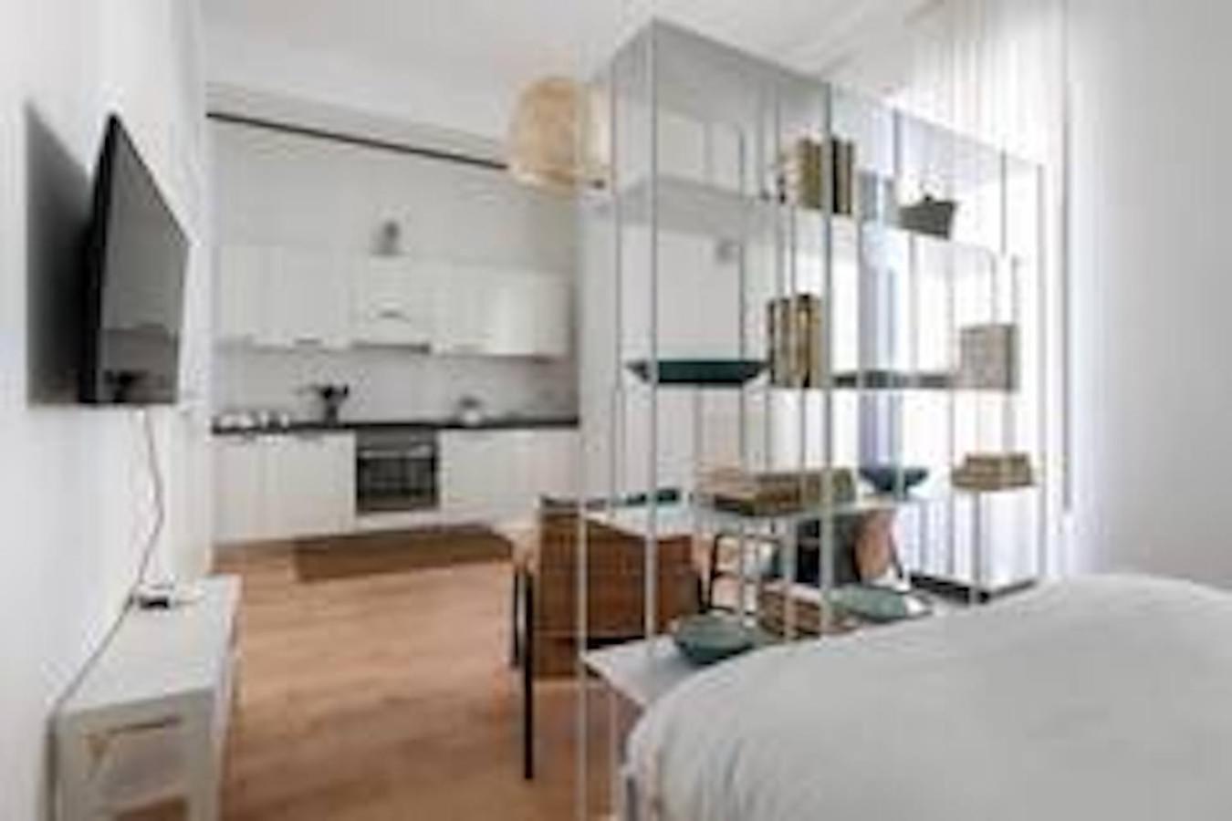 Hozyhome Isola District Milano