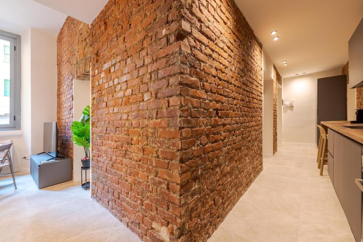Brick * Milan