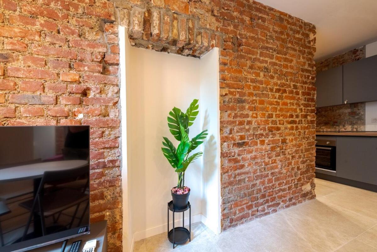 Apartment Brick