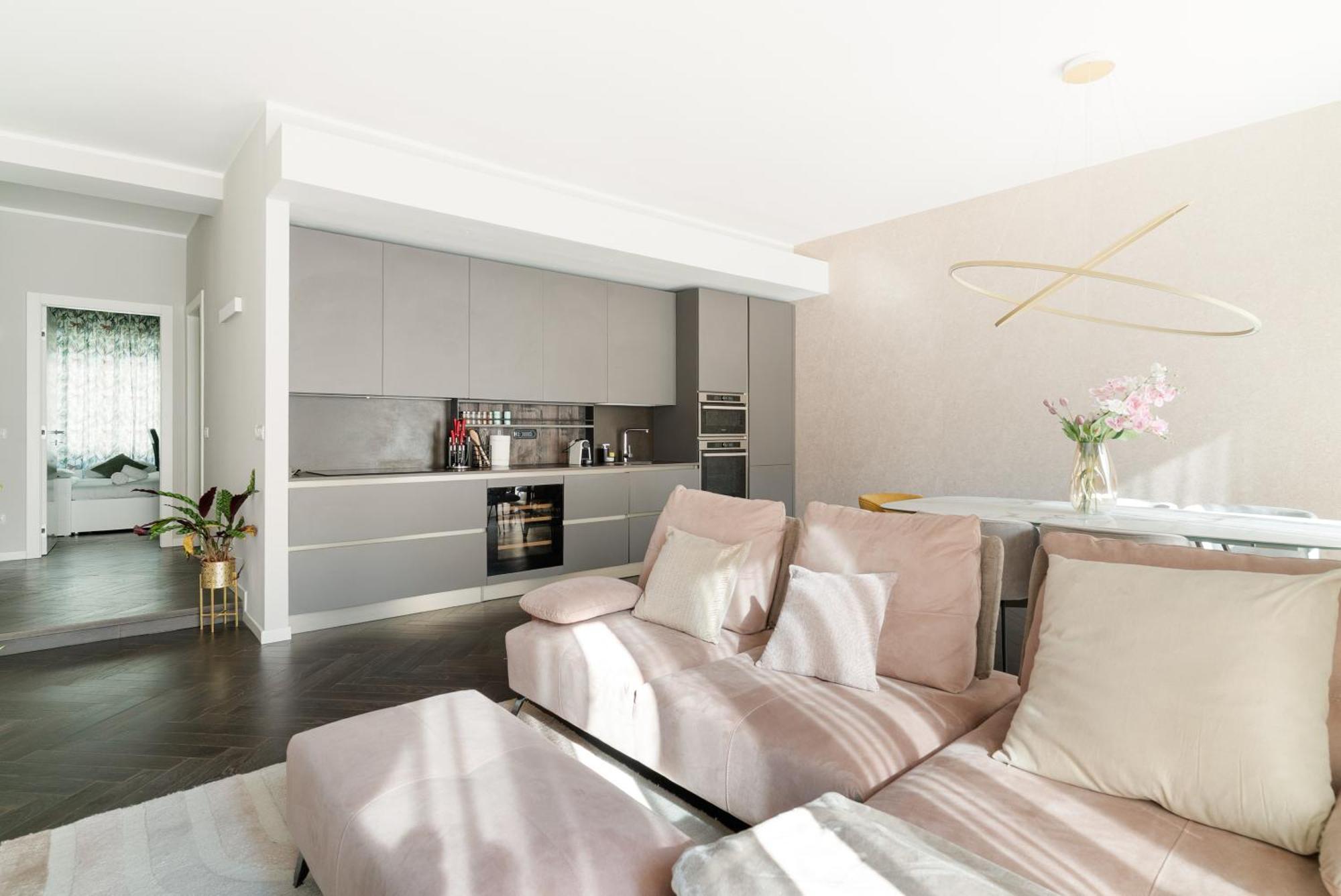 Conciliazione-cadorna - Ampio Trilocale Di Design Apartment