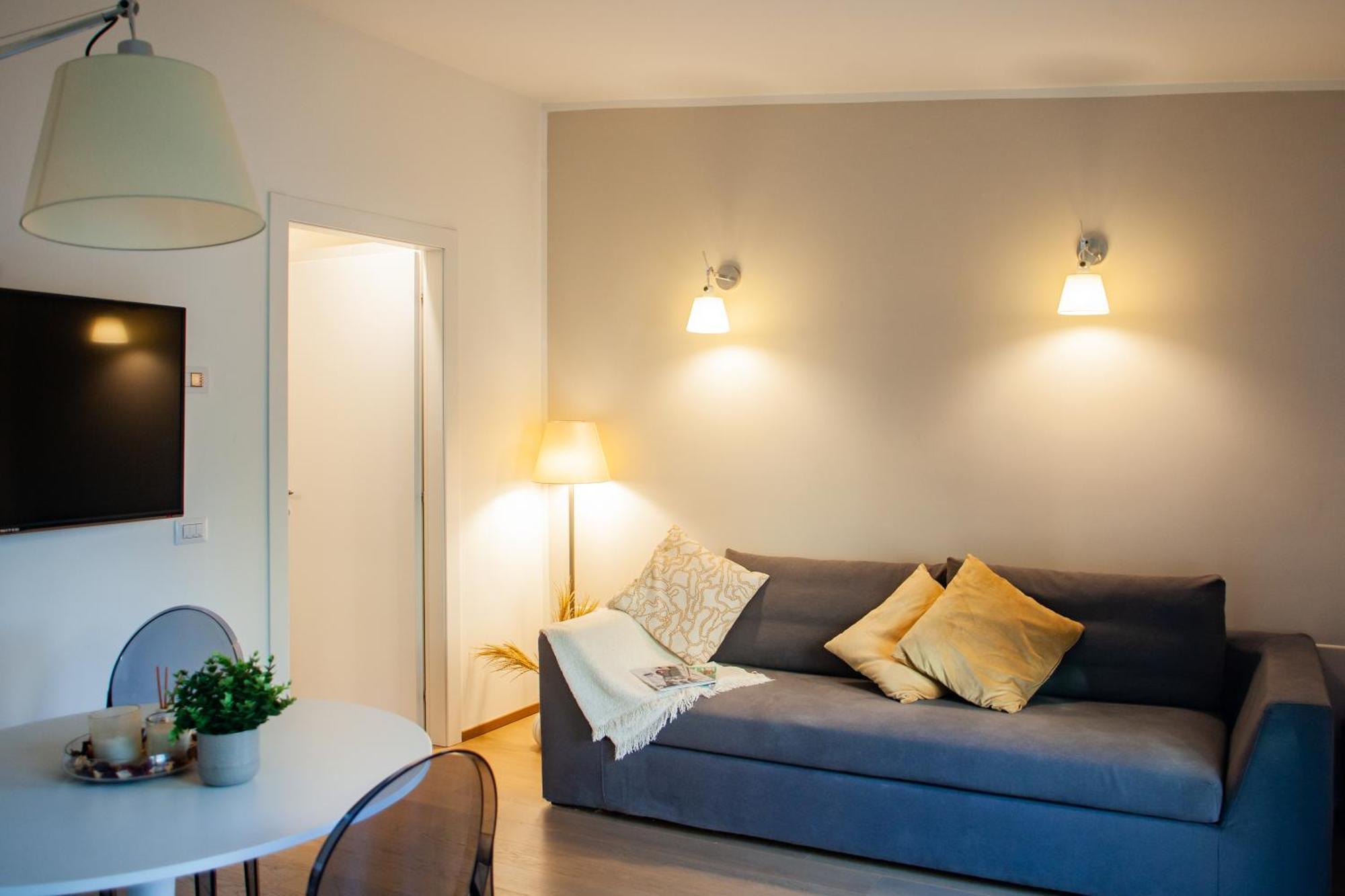 Apartment Corso Collection, Design Milan