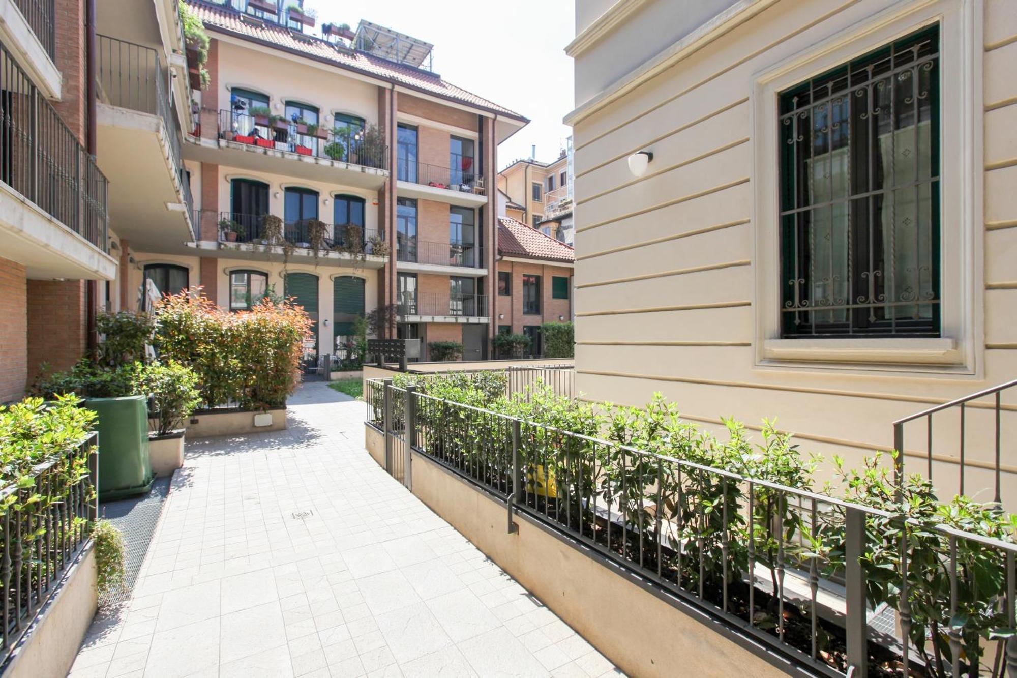 Hozyhome Isola District Appartamento