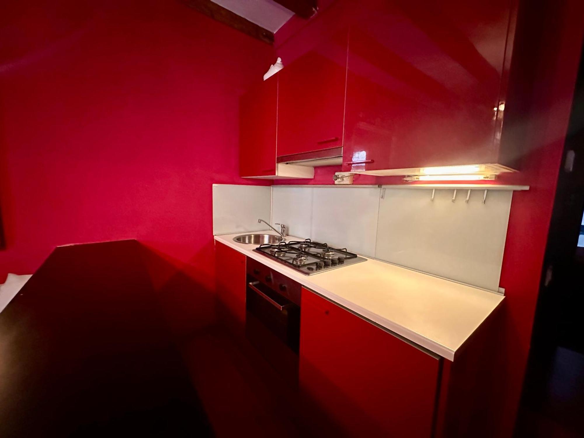 La Vie En Rouge - Porta Venezia * Milan