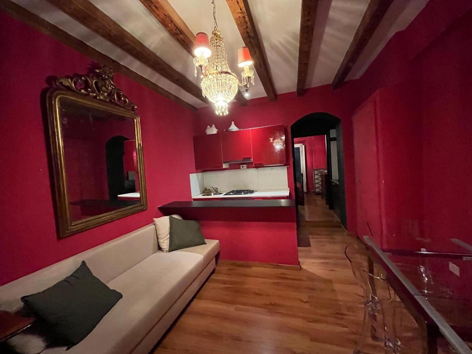 Apartment La Vie En Rouge - Porta Venezia Milan