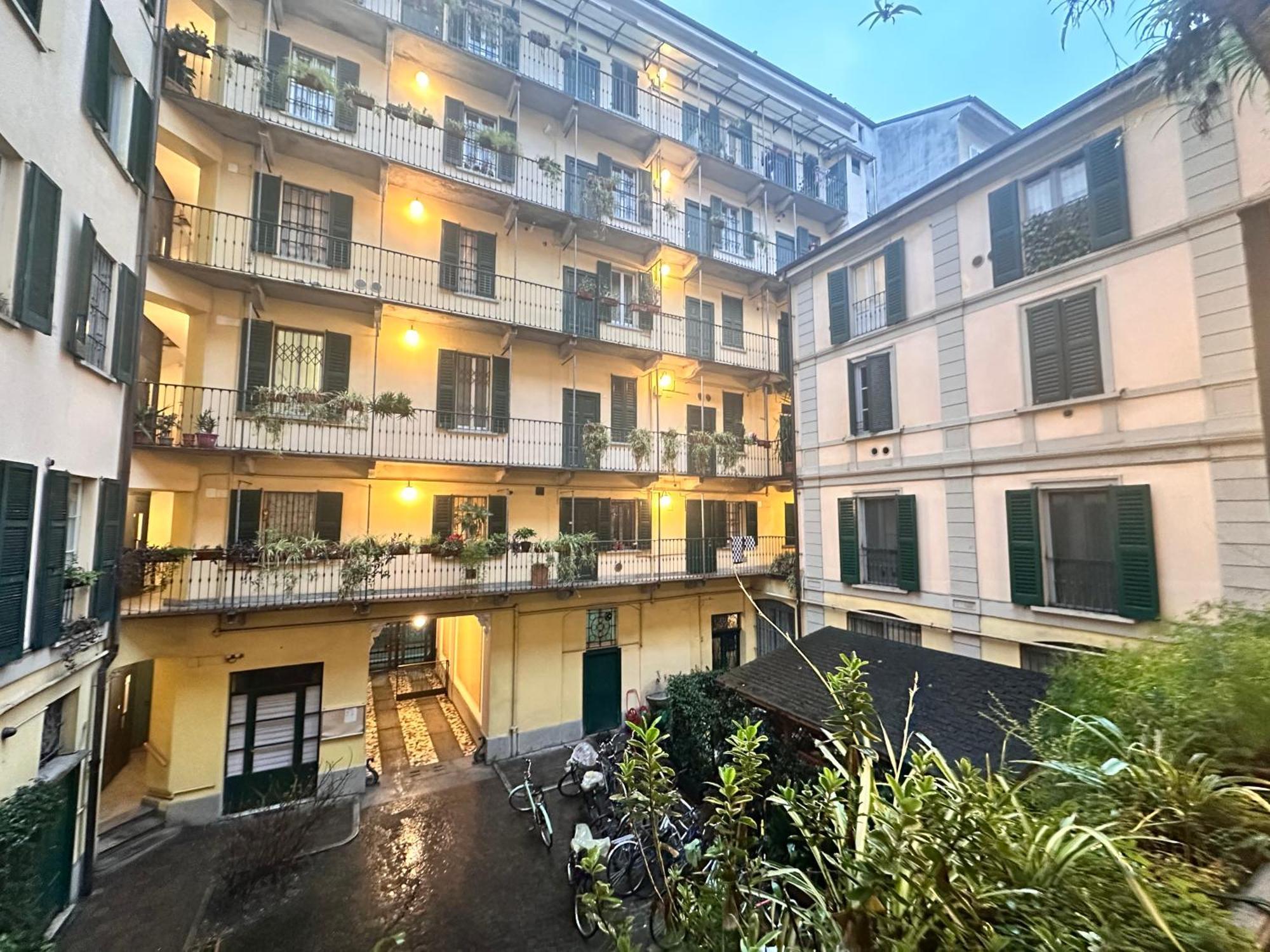 Apartment La Vie En Rouge - Porta Venezia