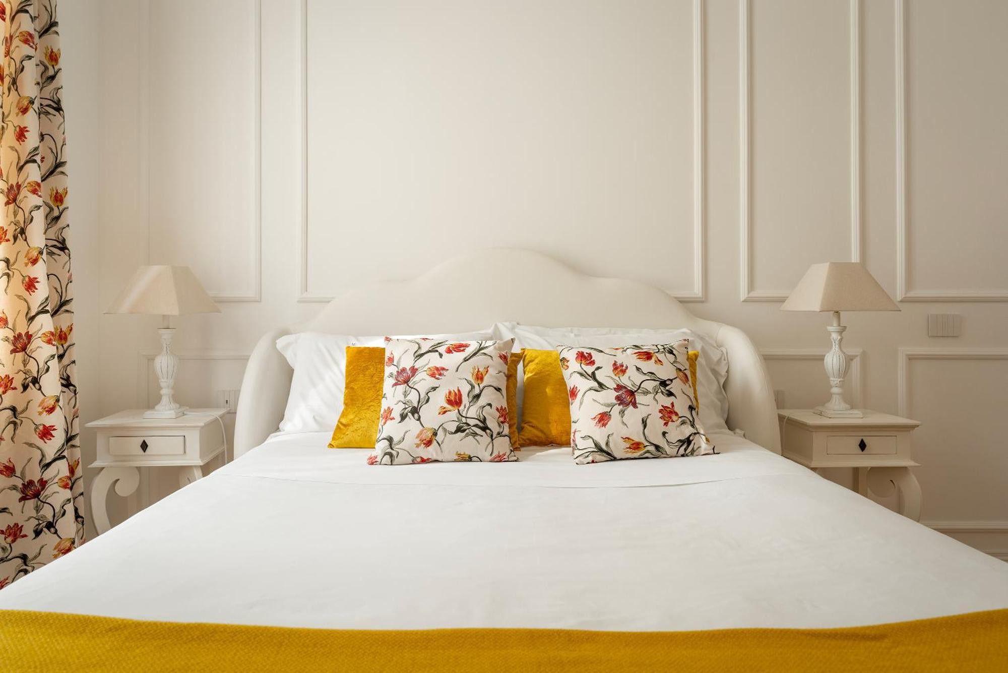 Santa Tecla Living Ruggero Di Lauria 2 Milan