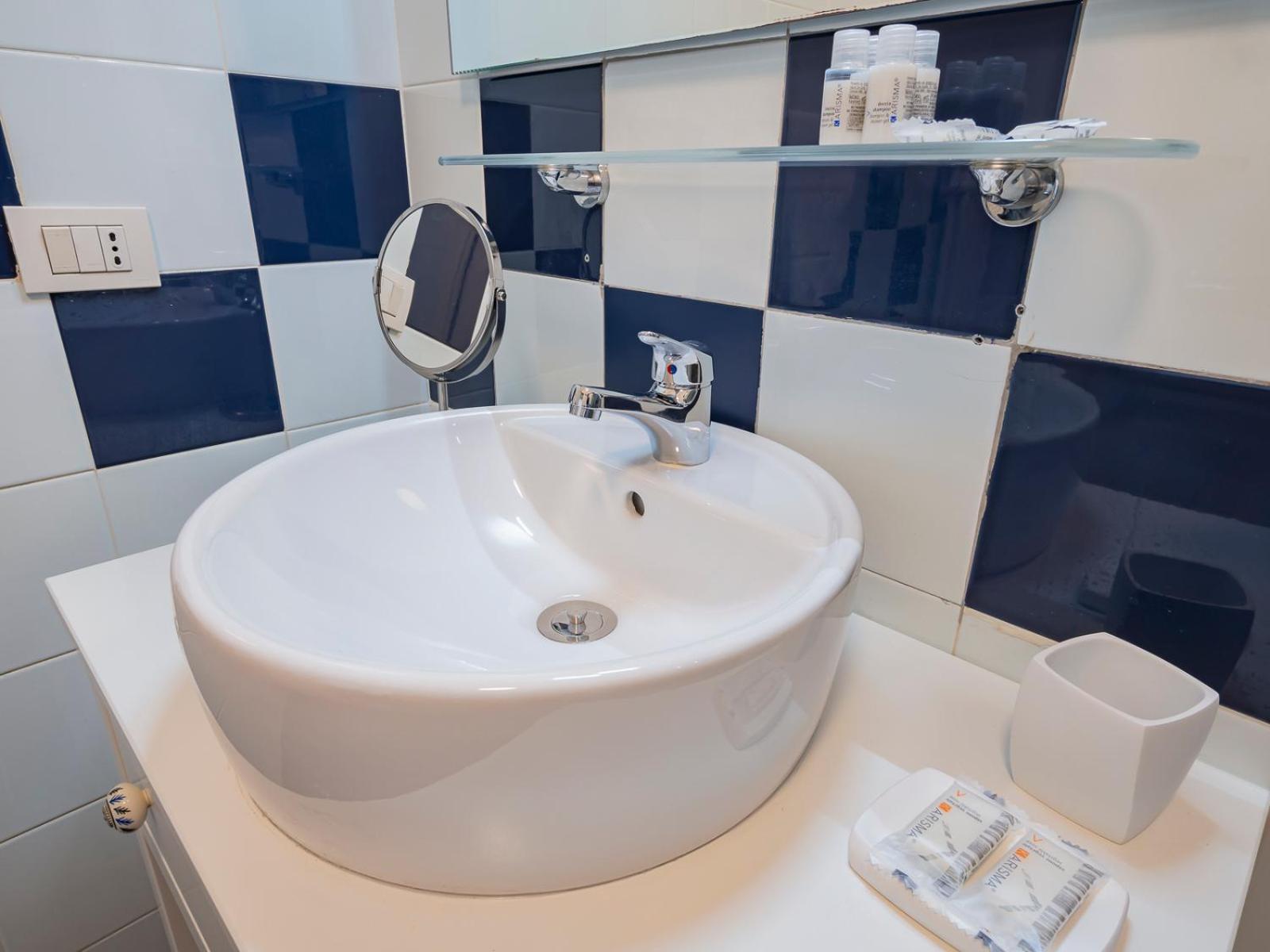 Apartamento Youhosty - Via Savona 70 Milão