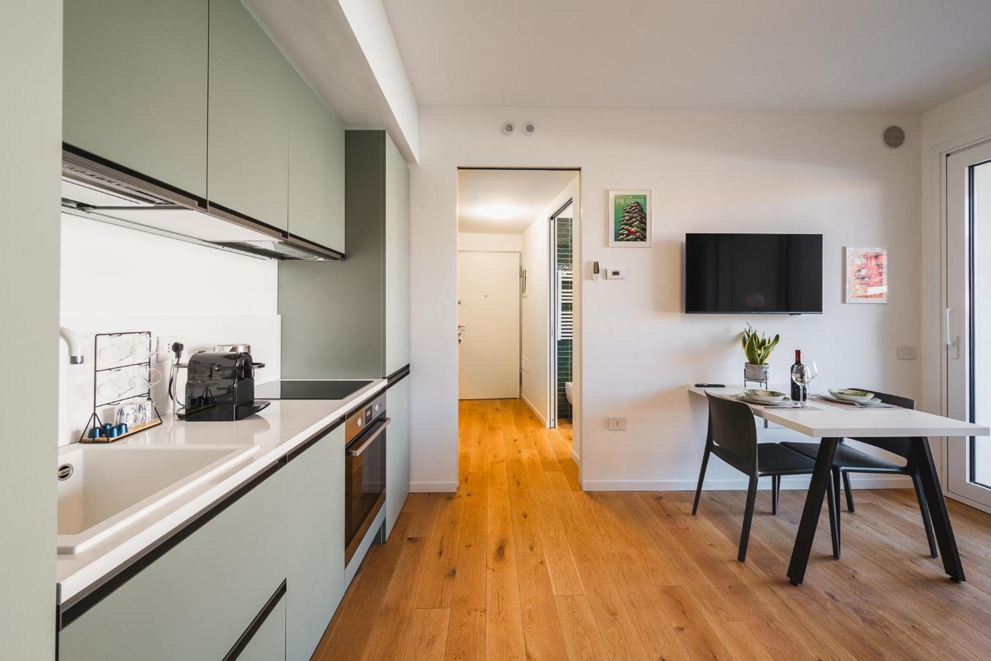 Navigli Cozy Design With Balcony Milan