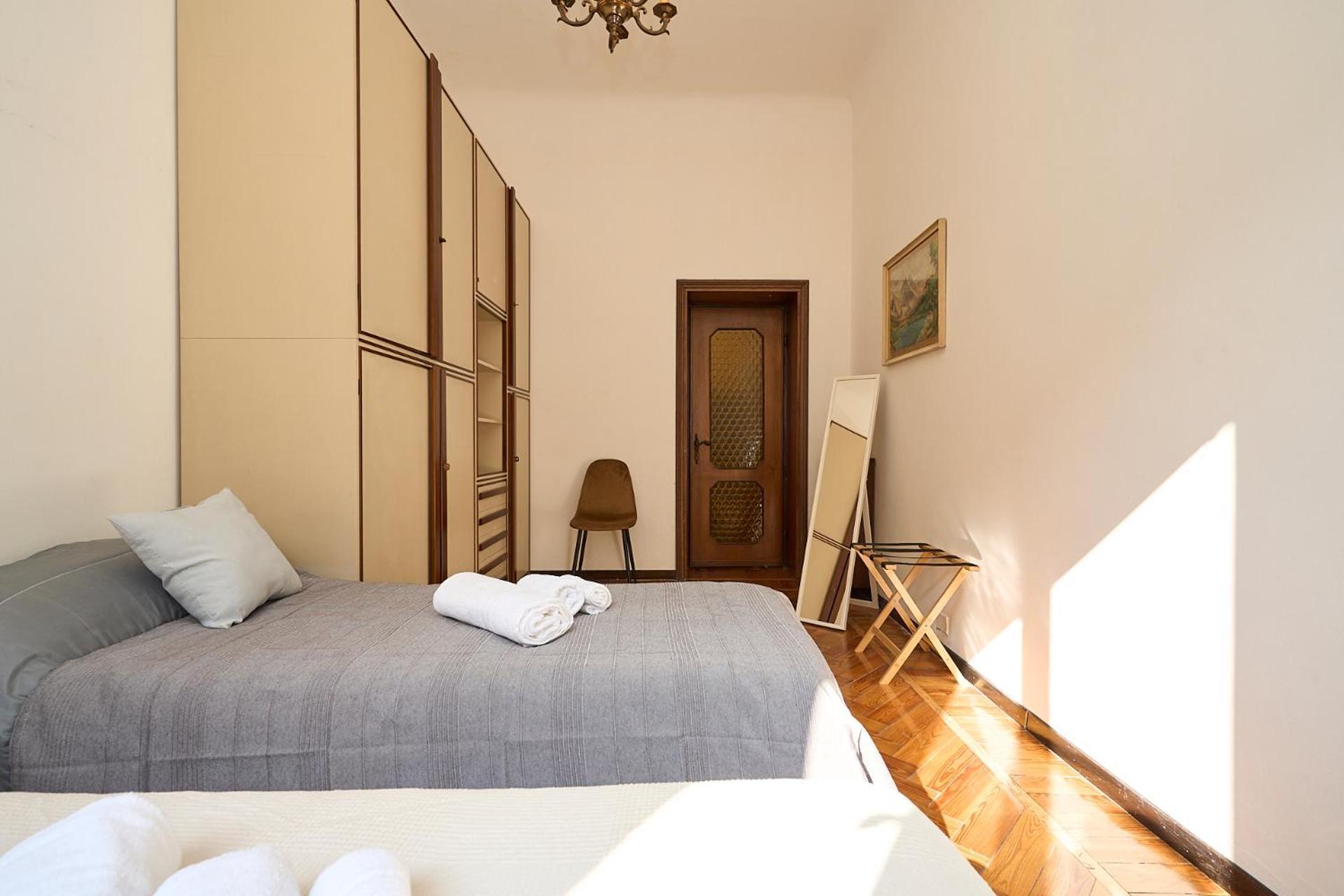 Vintage House - 2 Minutes Walk From Station Apartment Milan