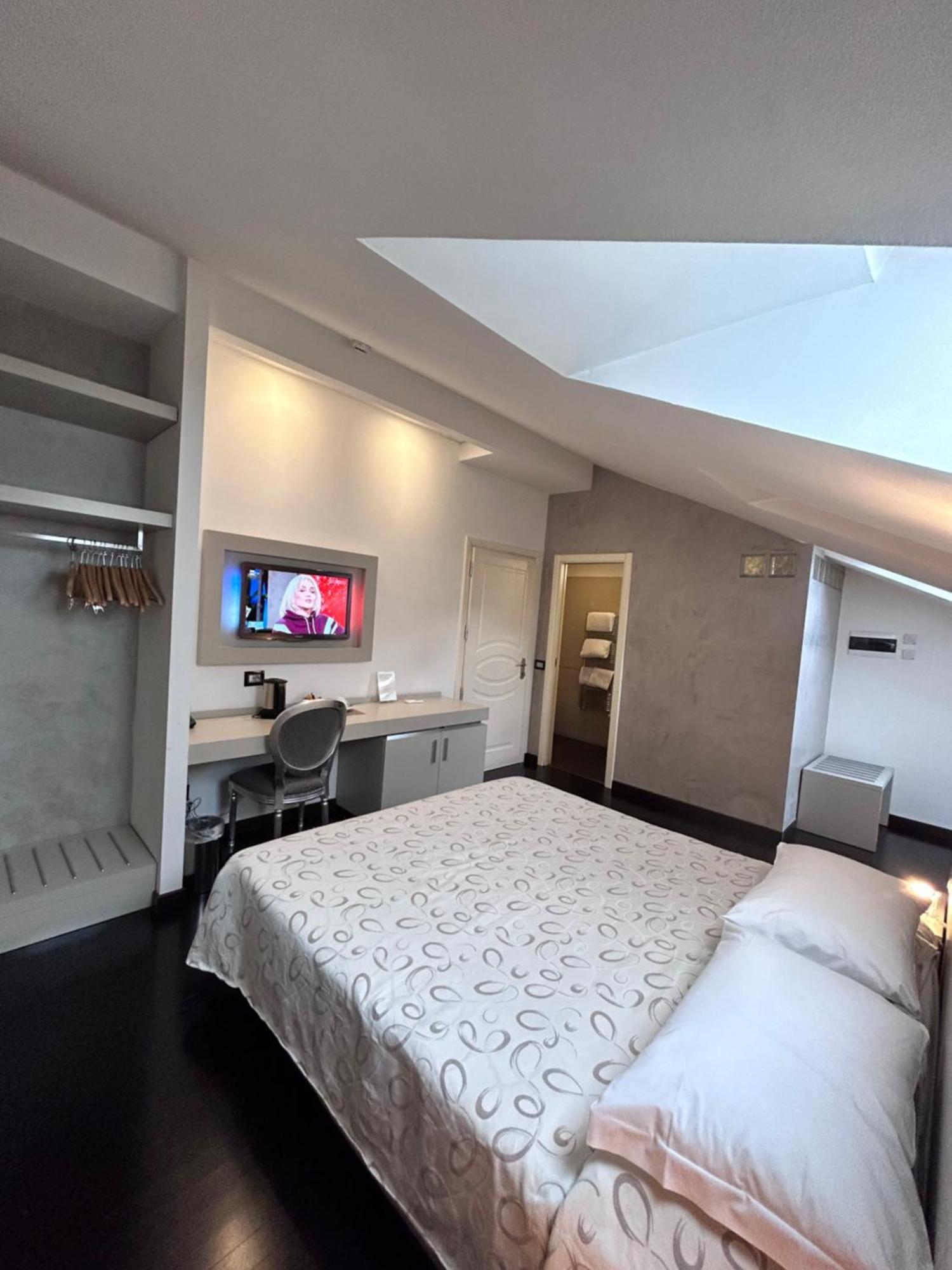 Welcome To Citta Studi Guest house Milan