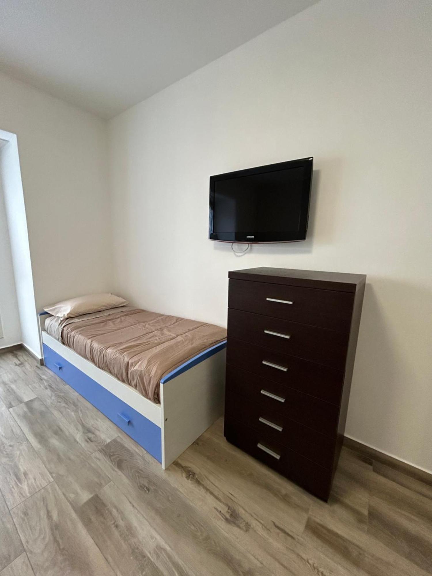 Apartment M&g X4 Pax - 5 Min Metro *