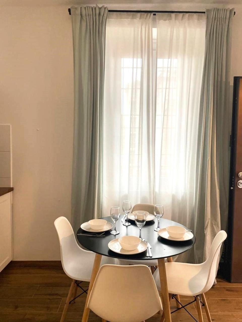 Apartment De Conti
