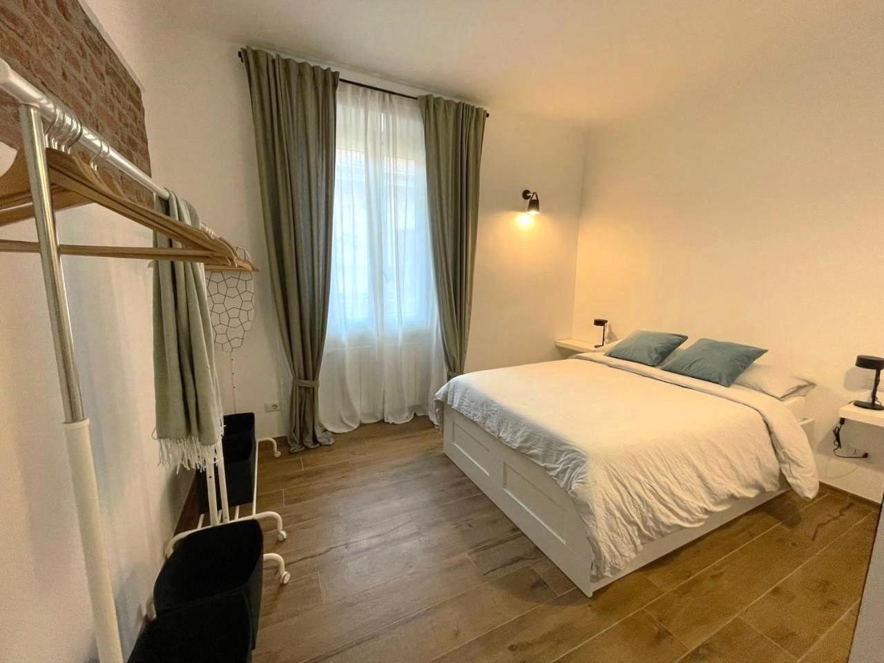 De Conti Apartment *