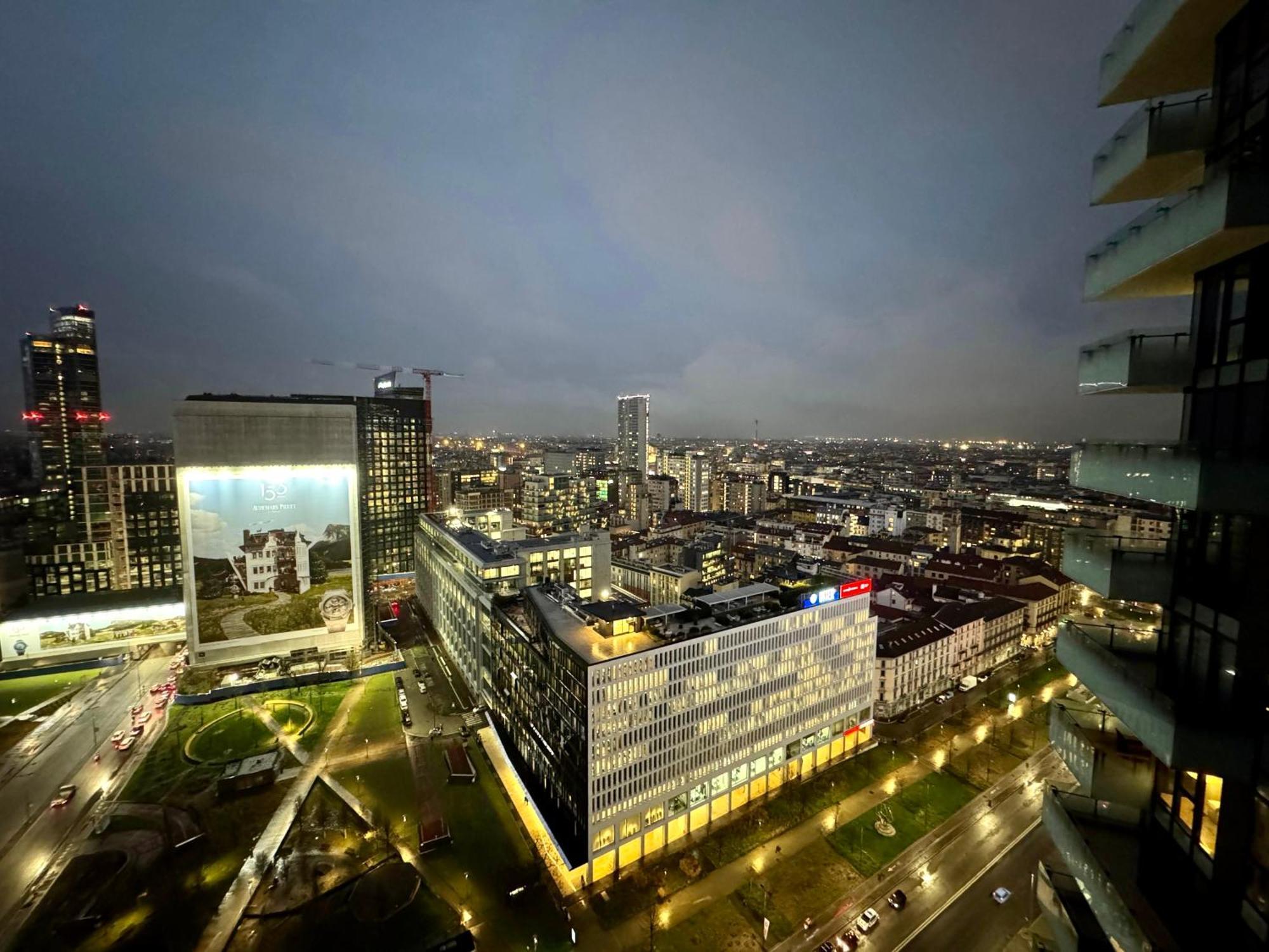 Solaria 18 Skyloft *