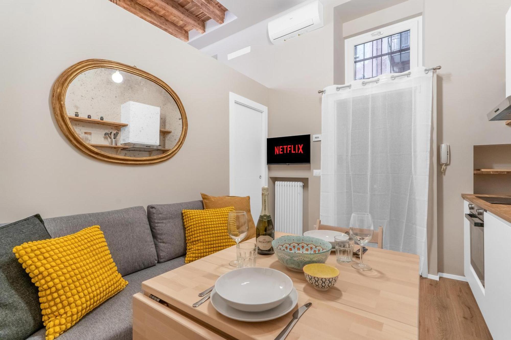 Apartment Cre12 - Loreto - Duomo - Design - Boho -chic *