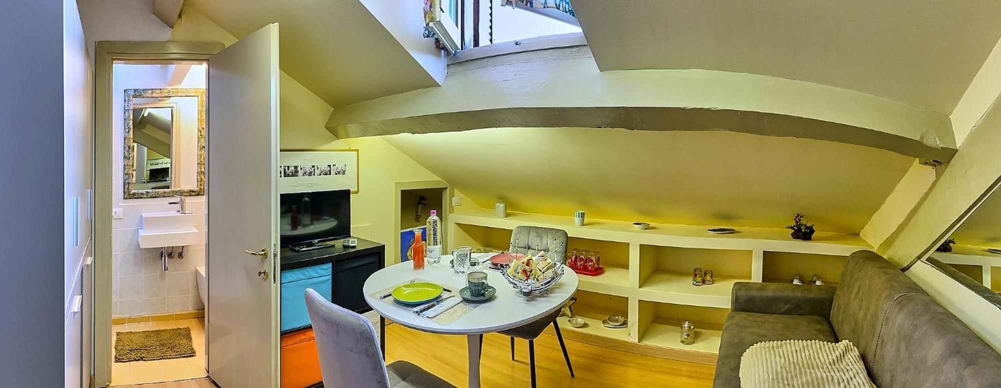 Brera - Tiny Apartment *