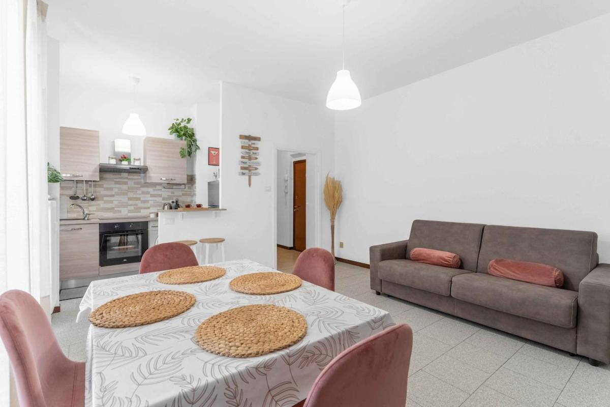 San Siro Stadium 4 Guest Apartment