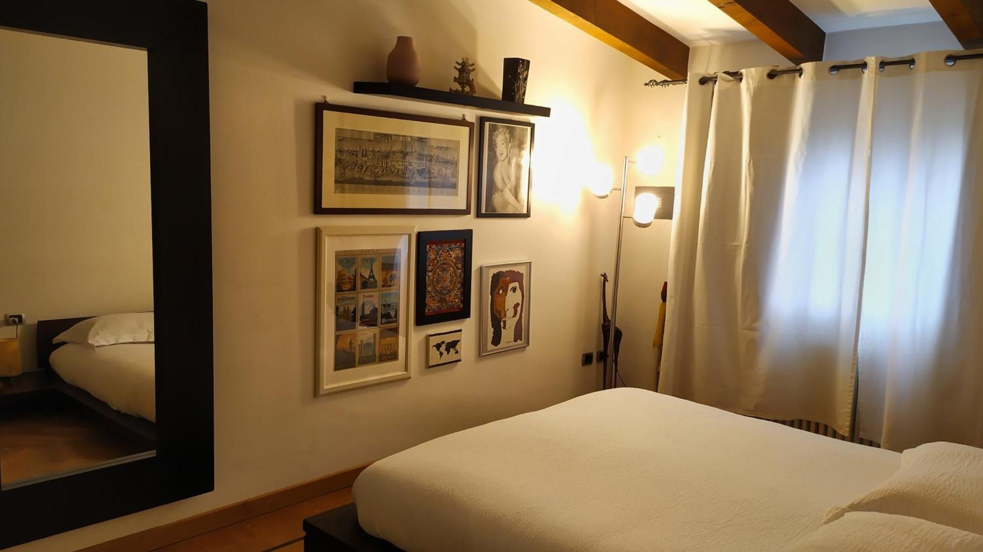 Apartment Nolo93 Attic Right In Front Of The Metro Station To Duomo Milan