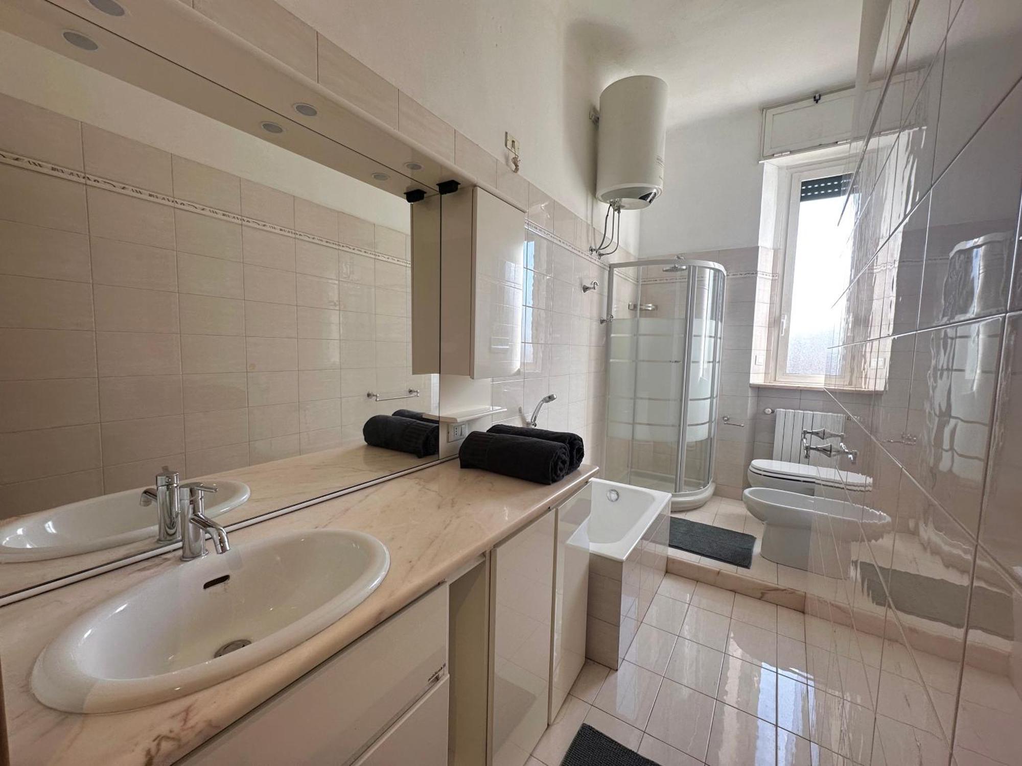 Apartment Elegante Bilocale- 1 Minuto Dalla Metro M2 Piola
