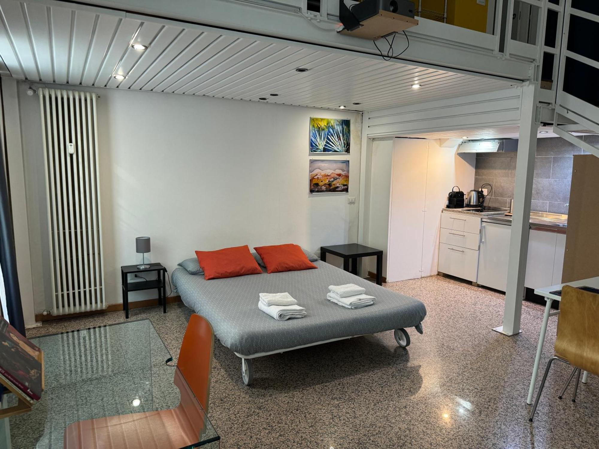 Spazio Susa - M4 Station Apartment *